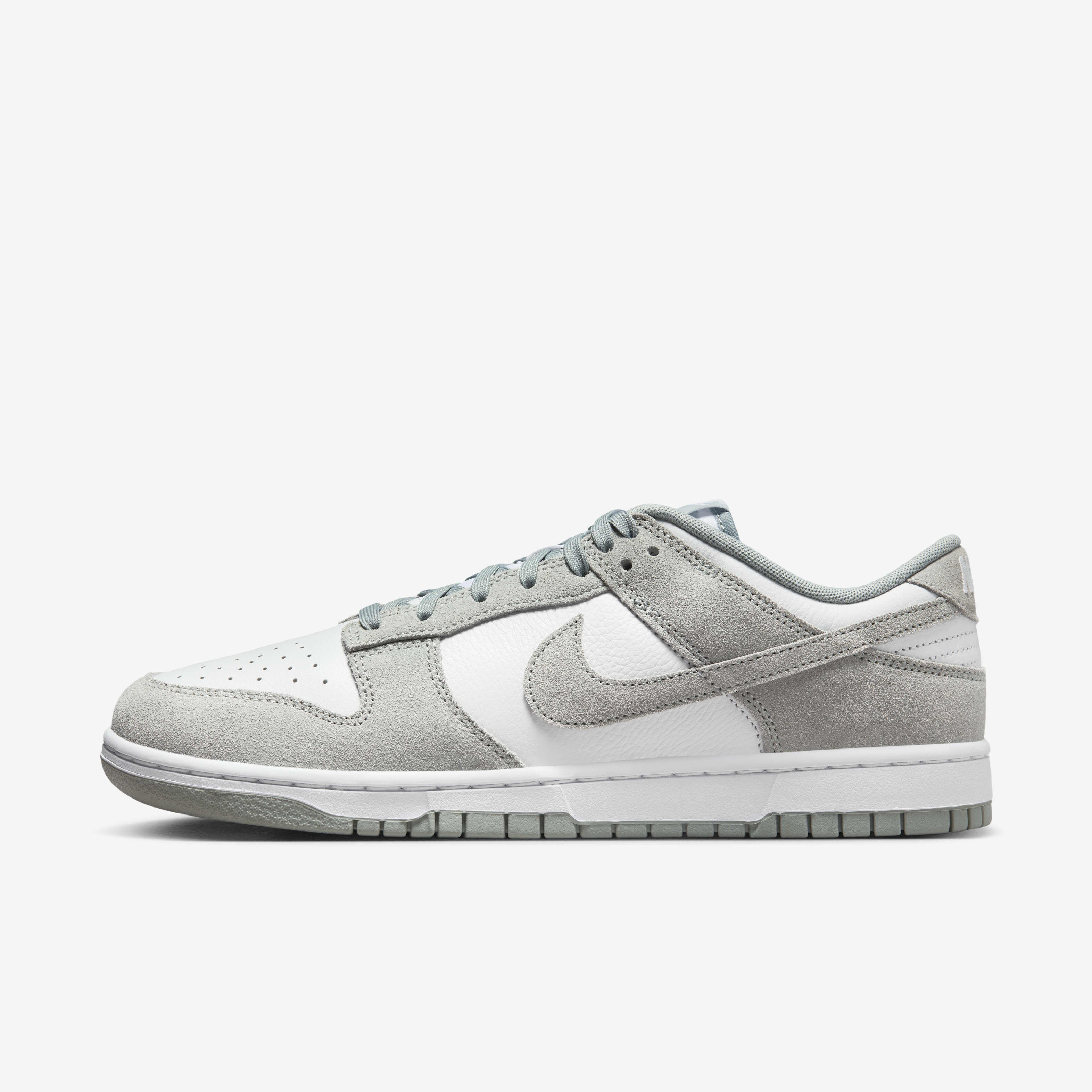 Buy Nike Dunk Low Retro SE Leather Suede Men s Shoes Nike Saudi Official