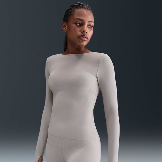 نايكي زينفي