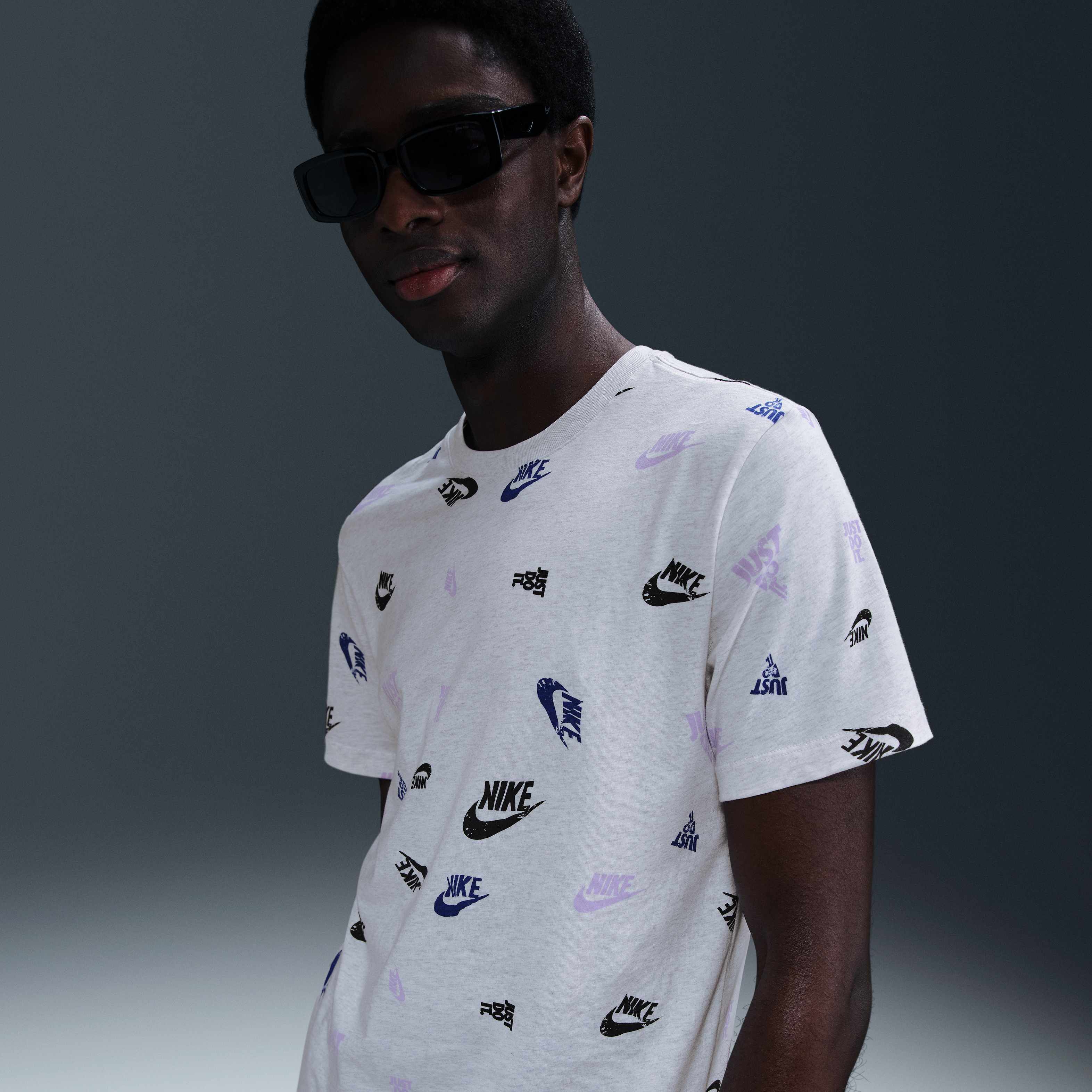 Nike Sportswear image number 0