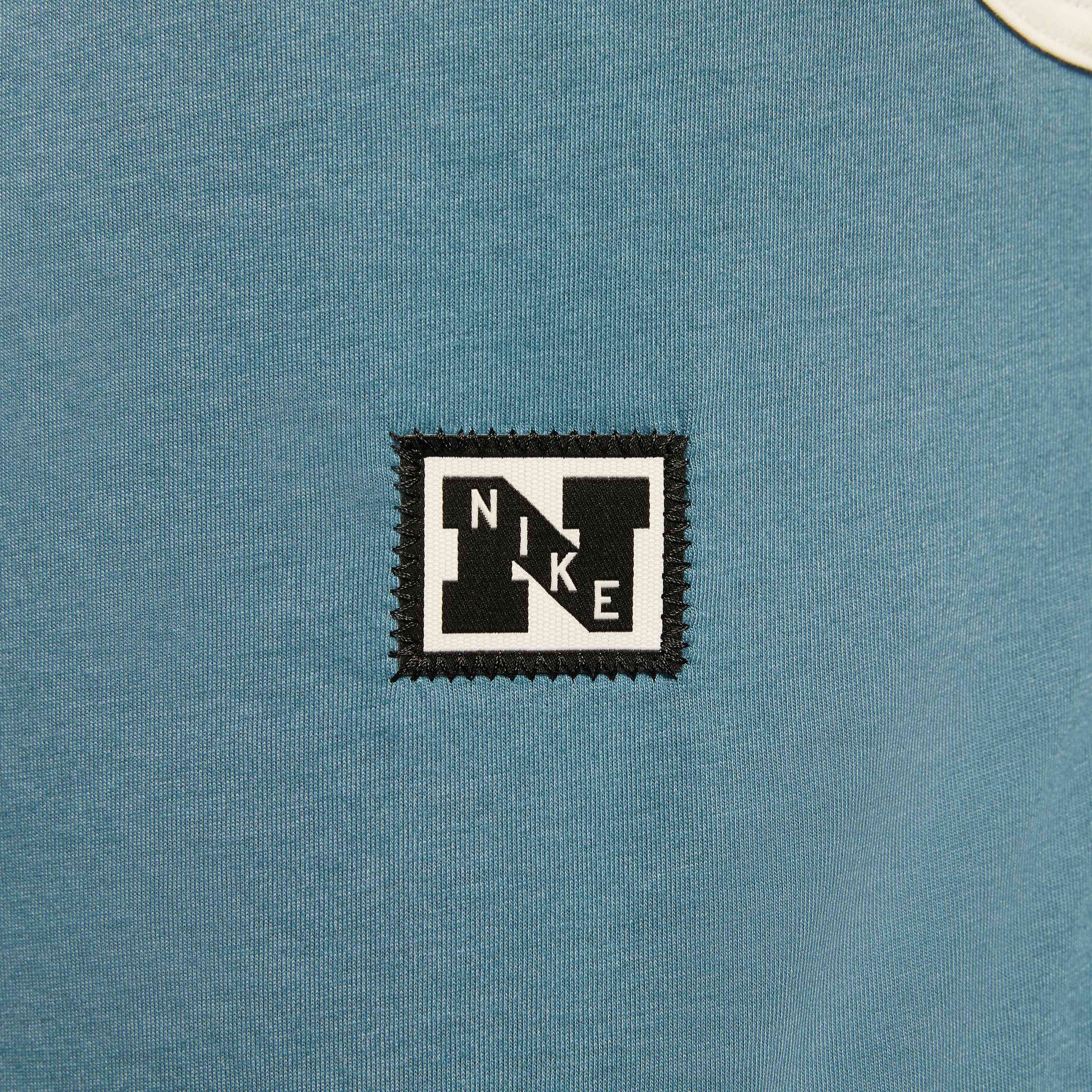 Nike Heritage image number 3