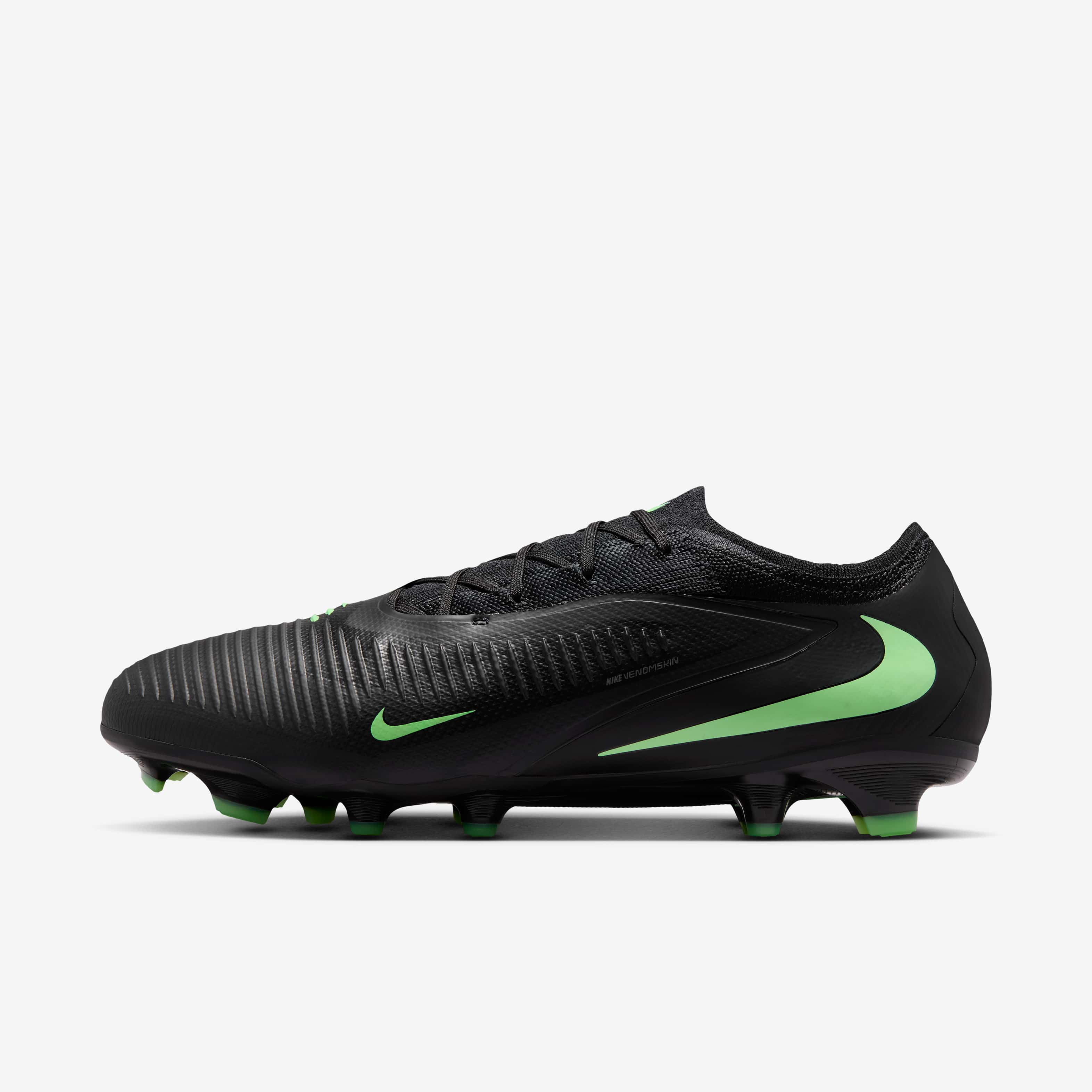 Nike Phantom 6 Low Pro image number 0