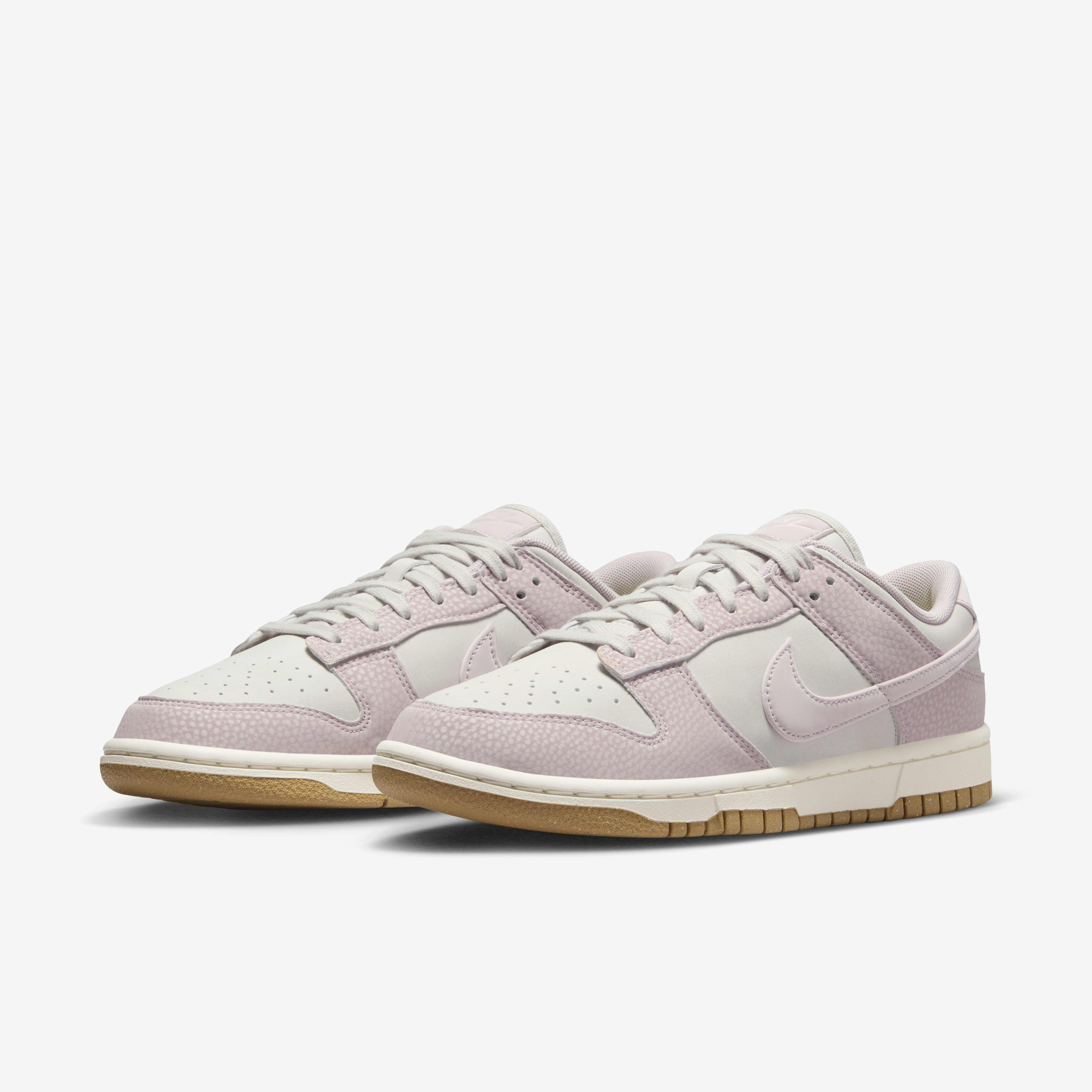 【NIKE】ナイキ WMNS DUNK LOW / DUNK LOW NEXT NATURE Amazon.com | Nike Dunk Low Next Nature (Women's) Shoes Size