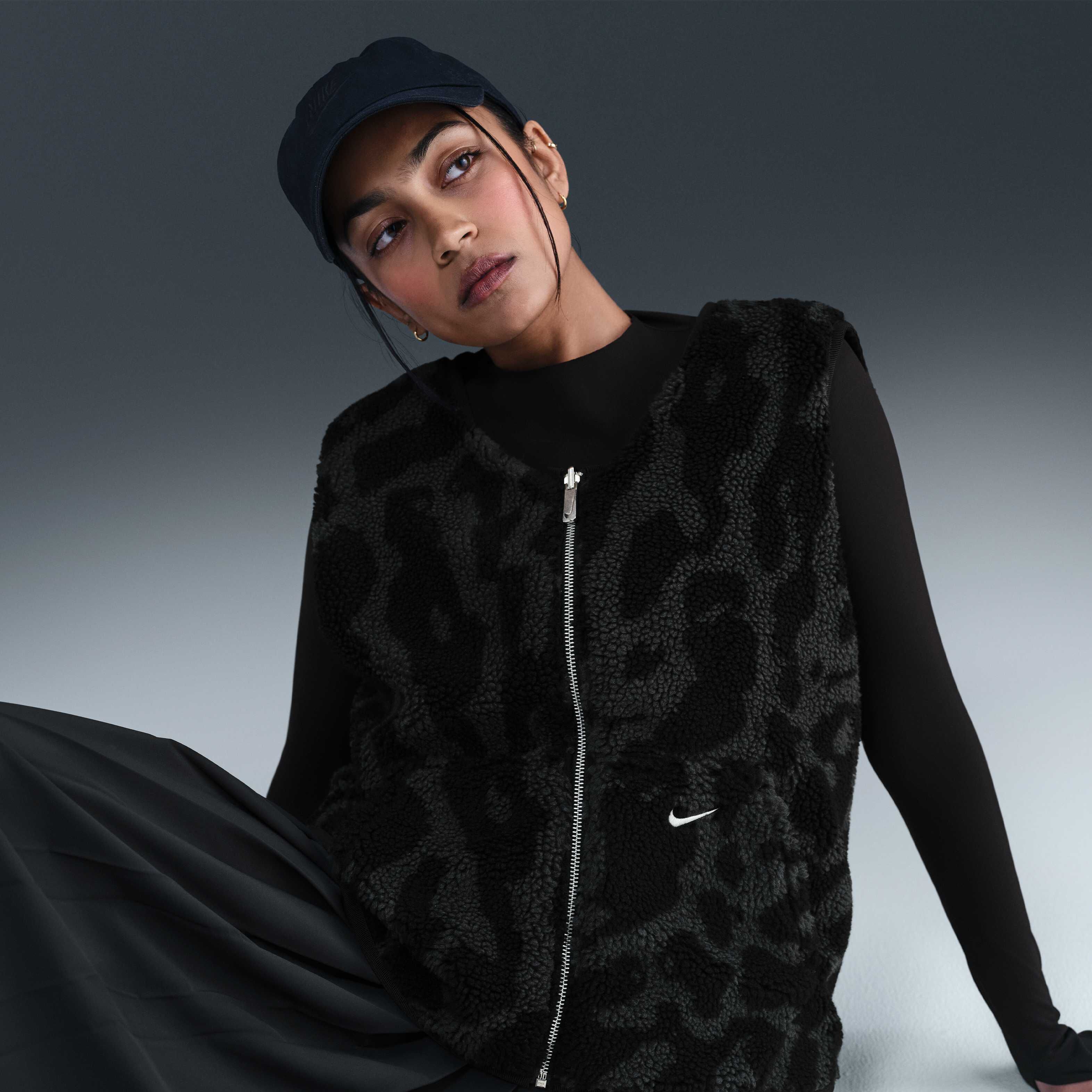 نايكي سبورتسوير image number 2