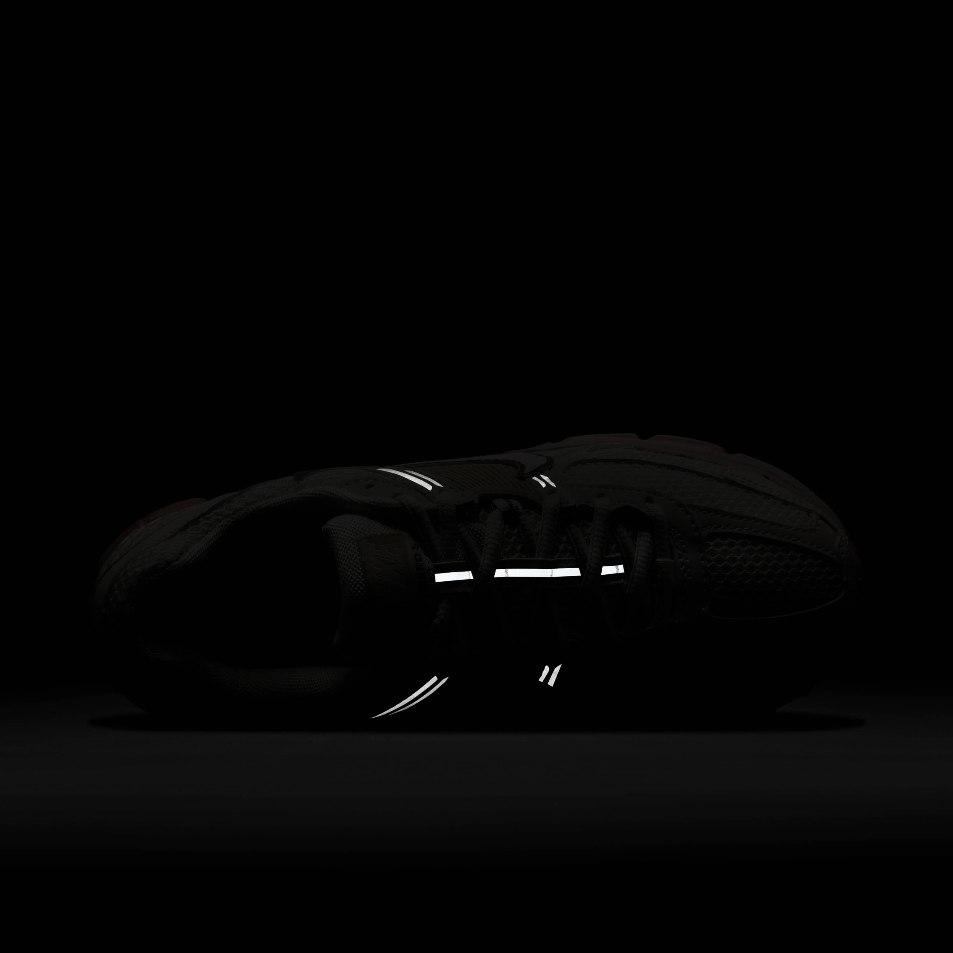 نايكي زووم فوميرو 5 image number 8