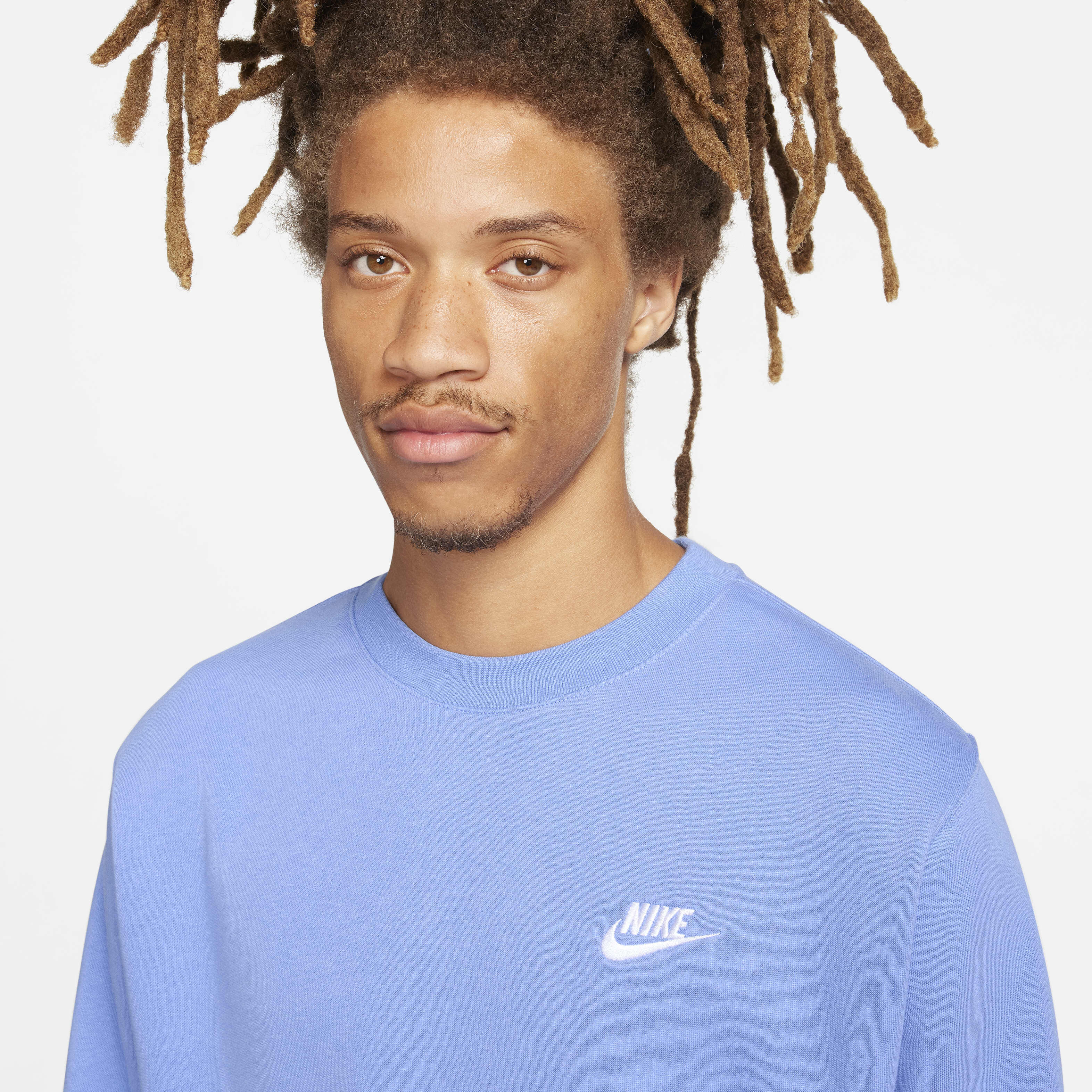 نايكي سبورتسوير كلوب فليس image number 2