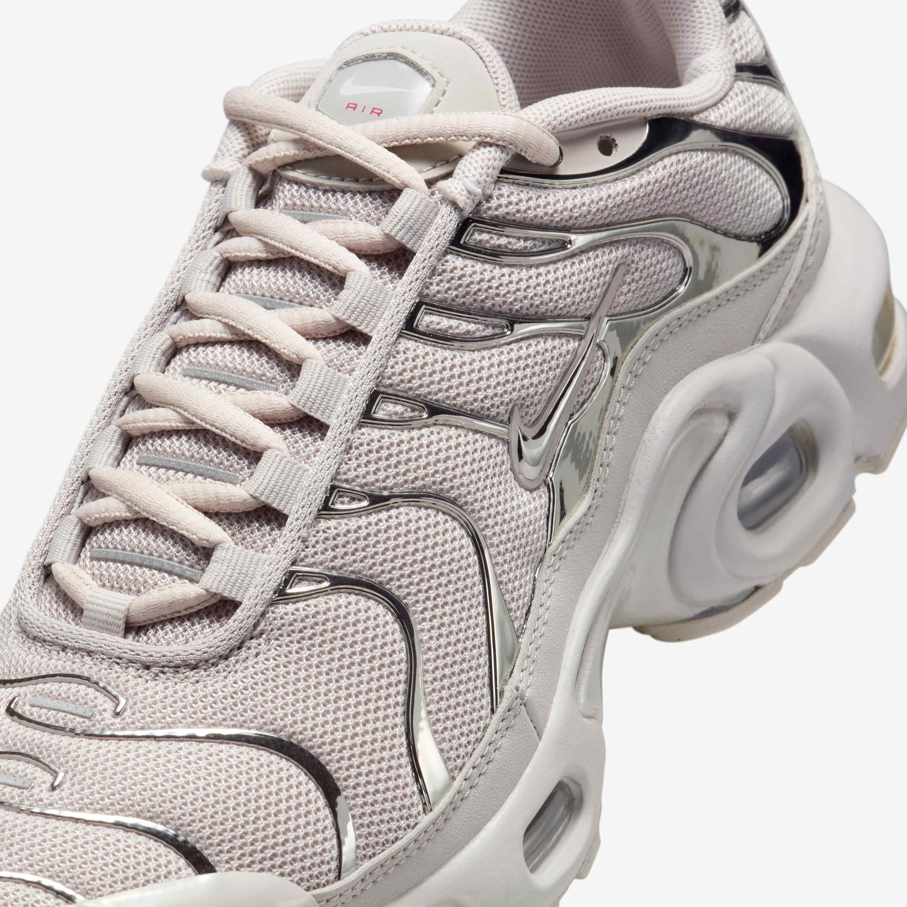 Nike Air Max Plus image number 6