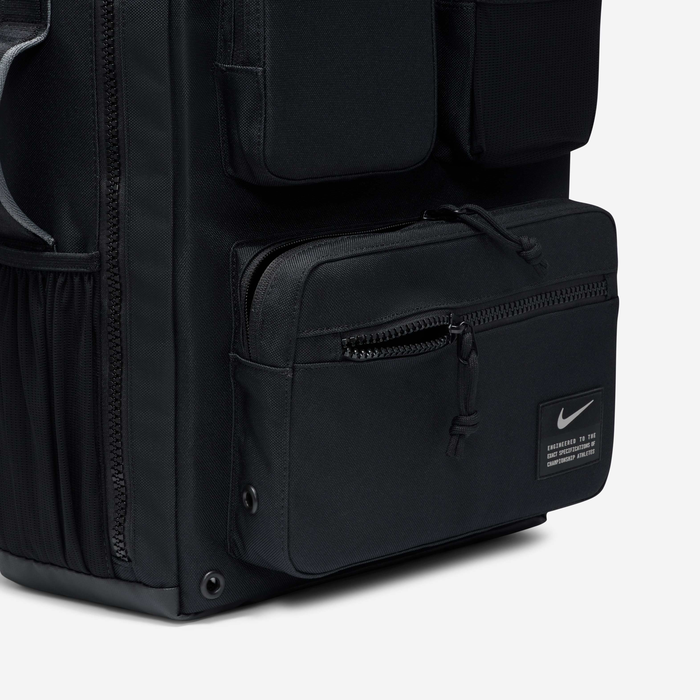 black nike backpack amazon Unisex Heritage (25L), Black/Black/White, MISC NIKE Unisex Adult : Sports