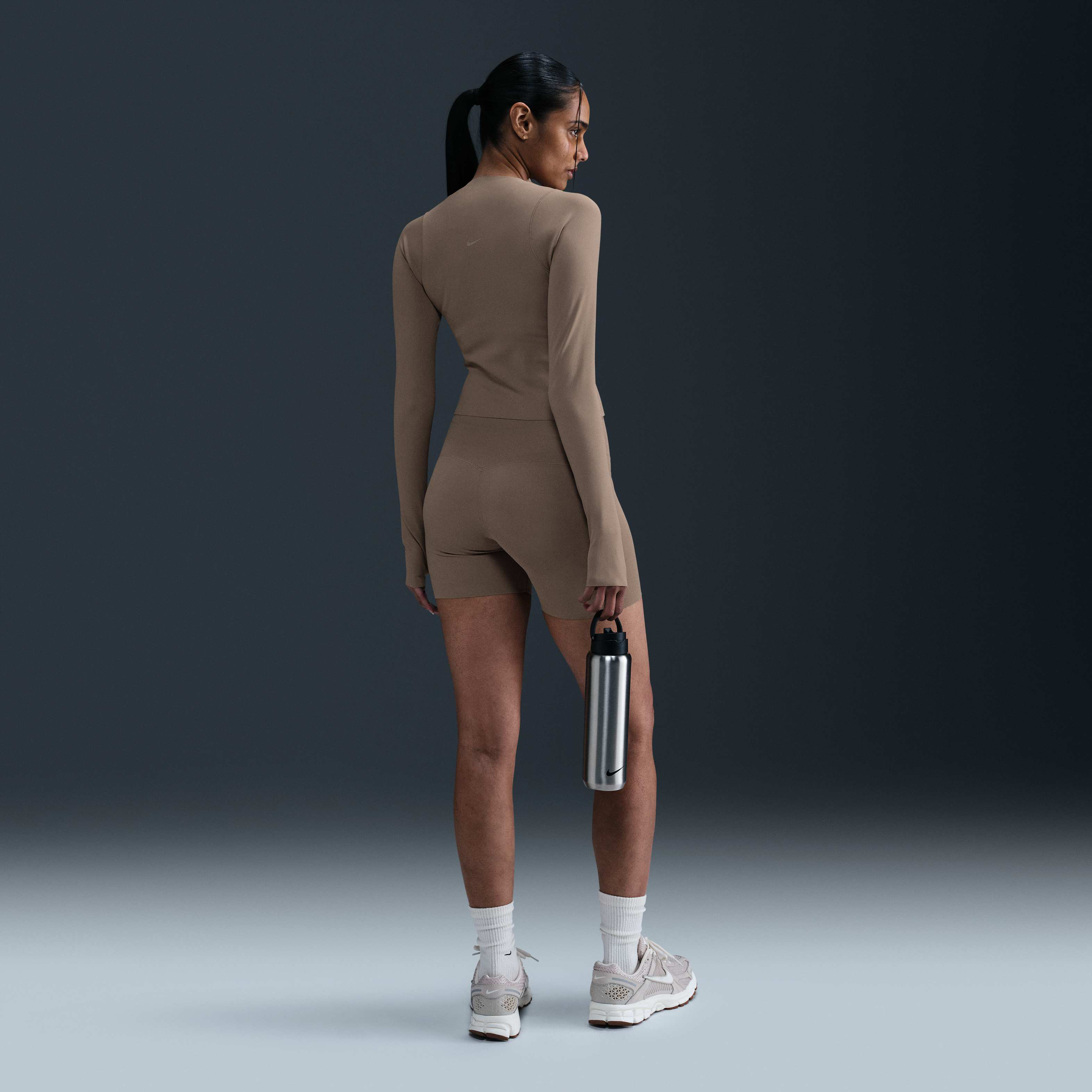 Nike Zenvy image number 4