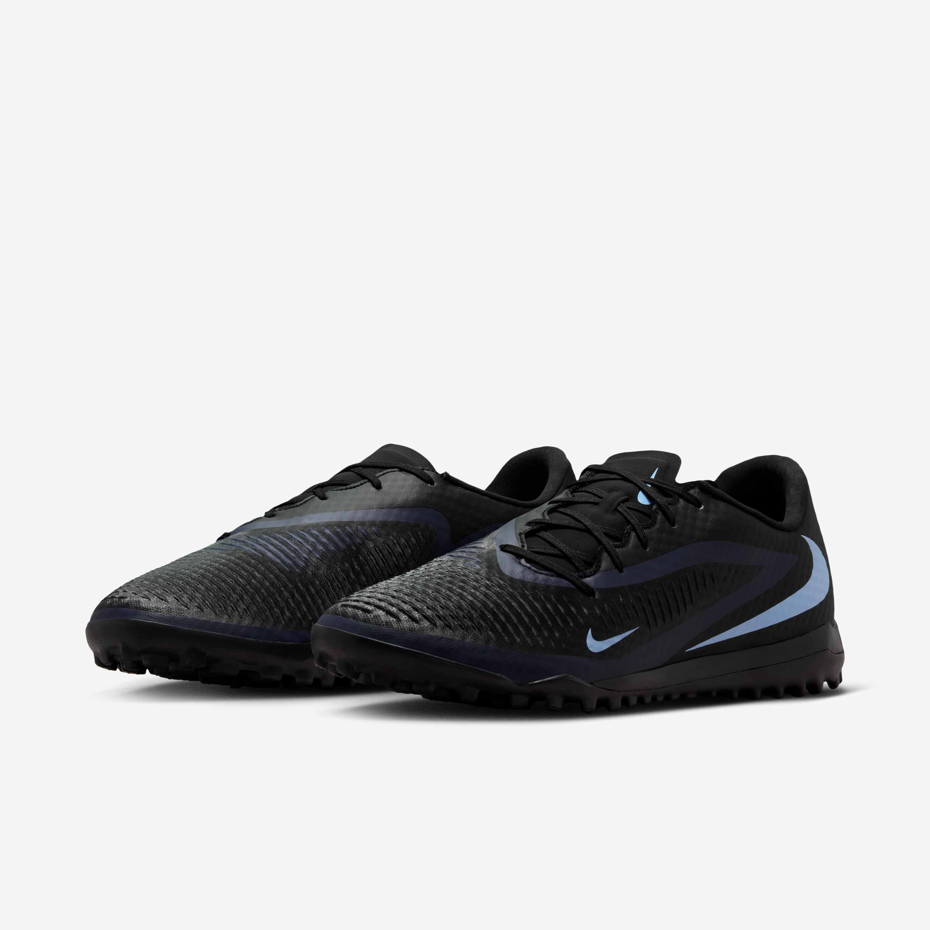 Nike Phantom 6 Low Academy image number 4
