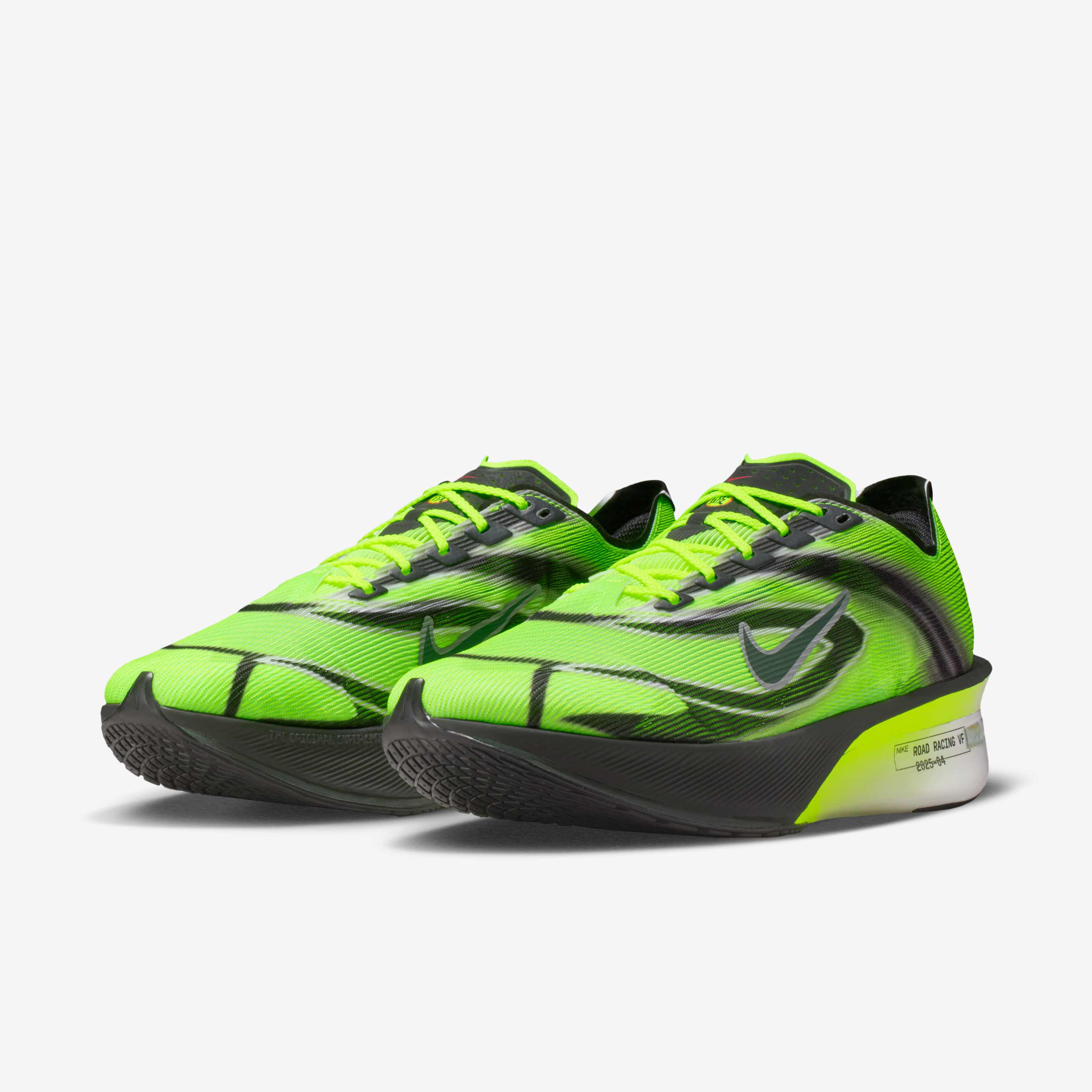 Nike Vaporfly 4 image number 4