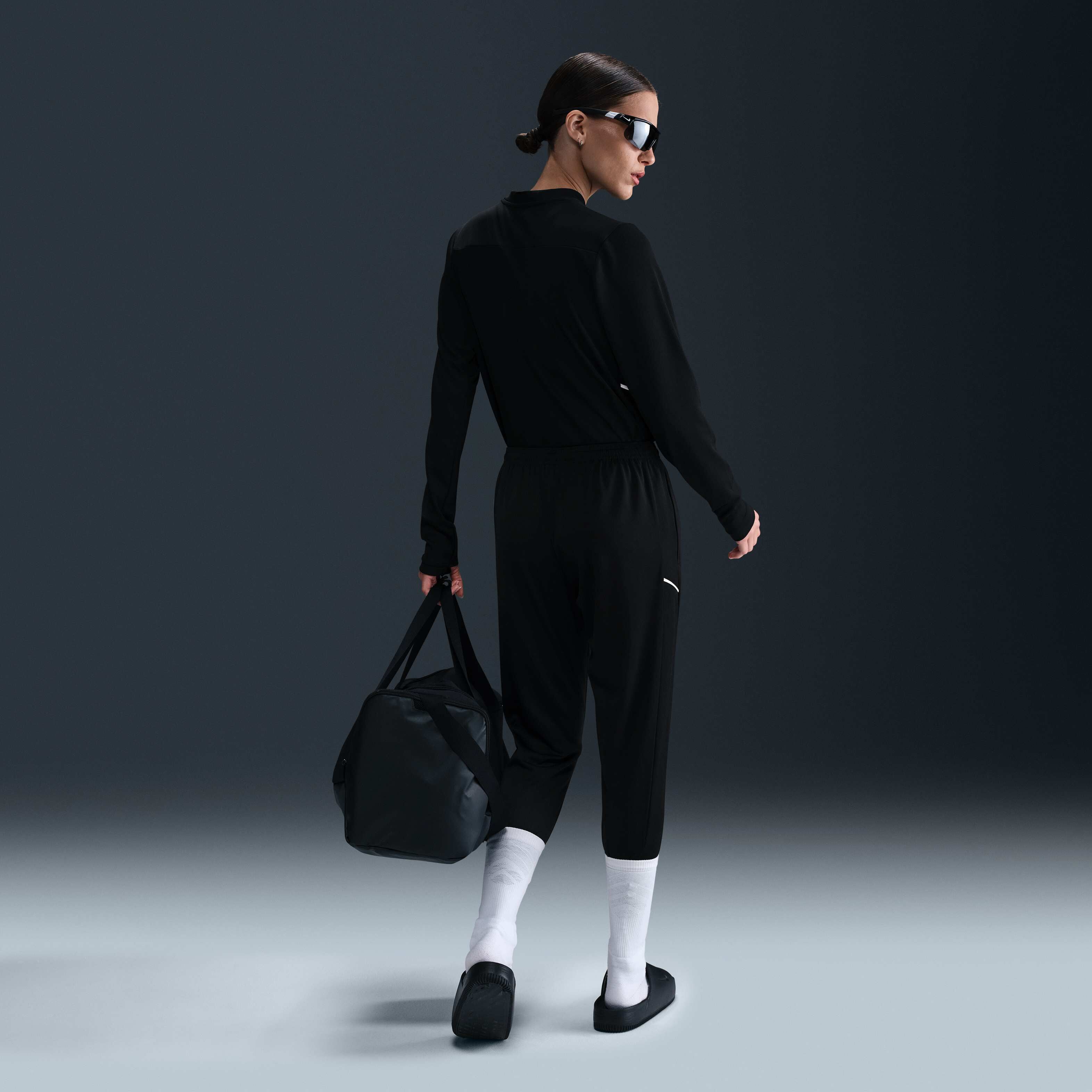 نايكي أكاديمي image number 4