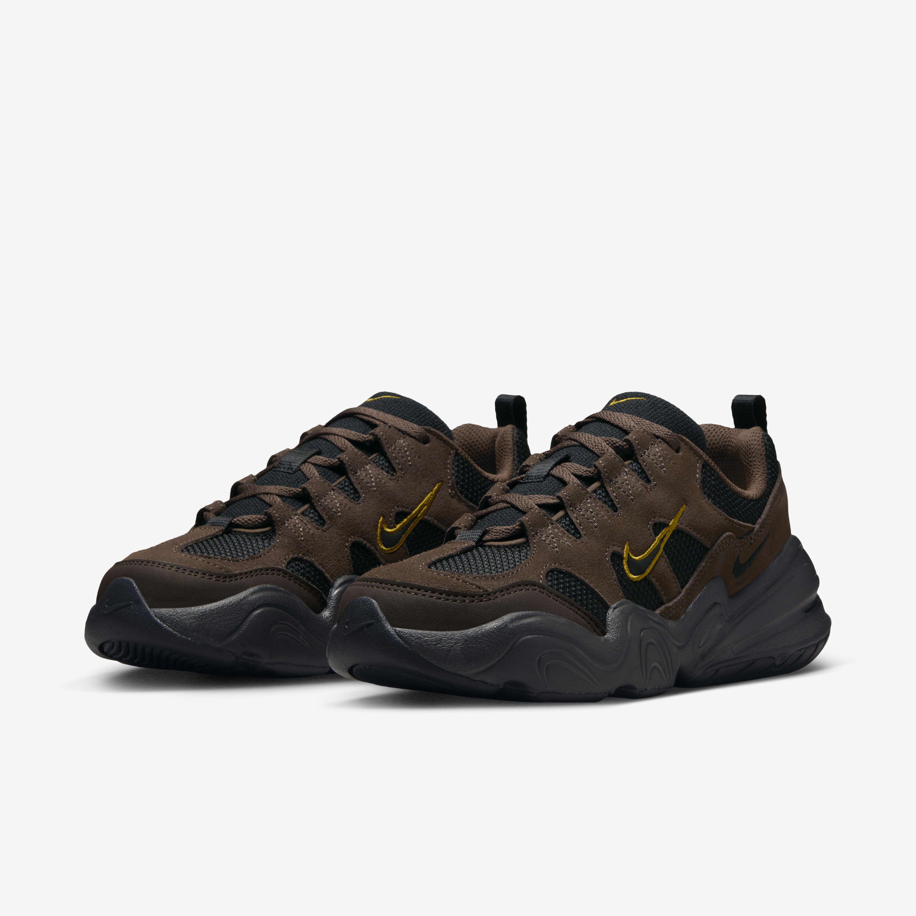 ディズニープリンセスのベビーグッズも大集合 Nike Buy Tech Wow/Bronzine/Black Cacao - shoes Women's Hera 靴