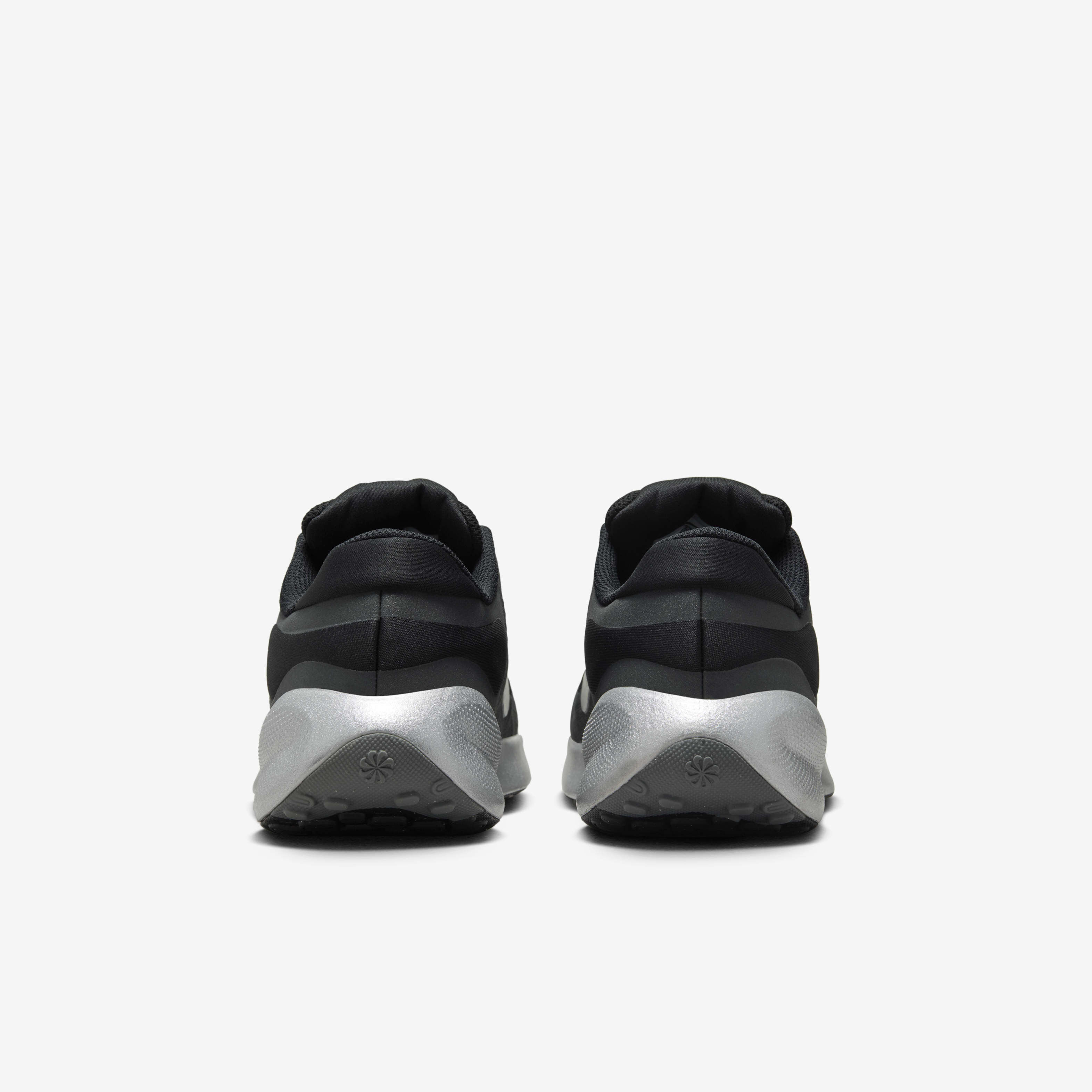 Nike Revolution 7 SE image number 5