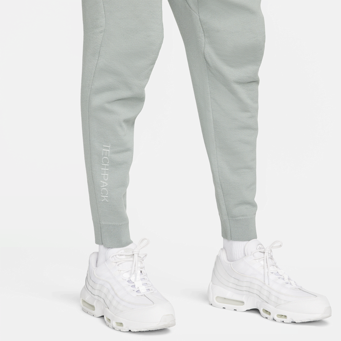 Nike tech pack deals numbers