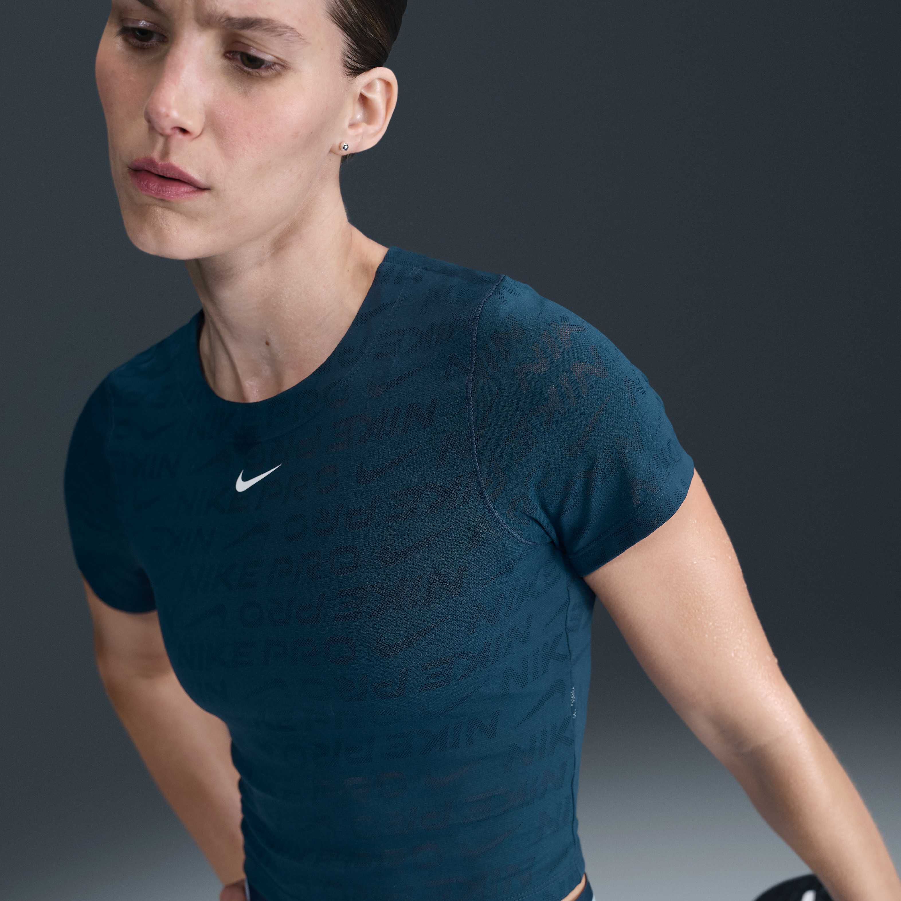 Buy Nike Pro Women's Dri-FIT Short-Sleeve Cropped Jacquard