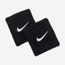 Nike Swoosh Classic