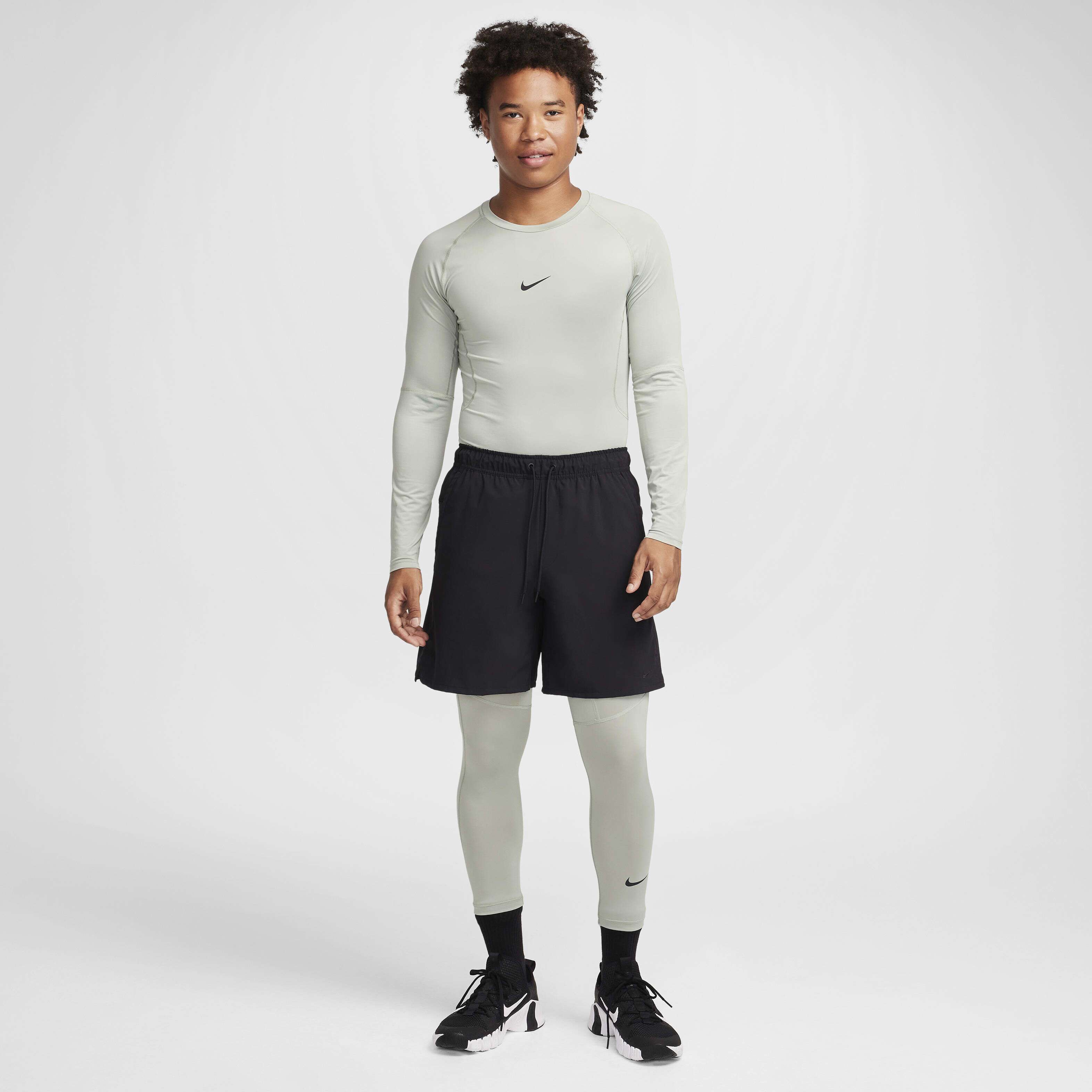 نايكي برو image number 6