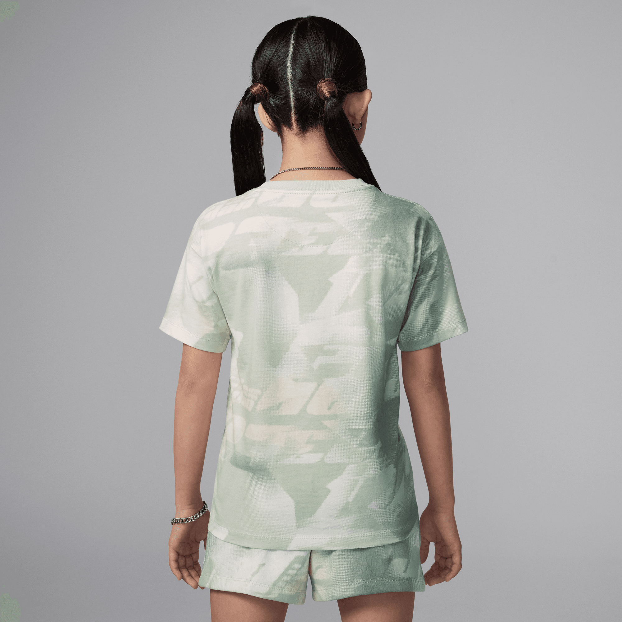 Jordan image number 1