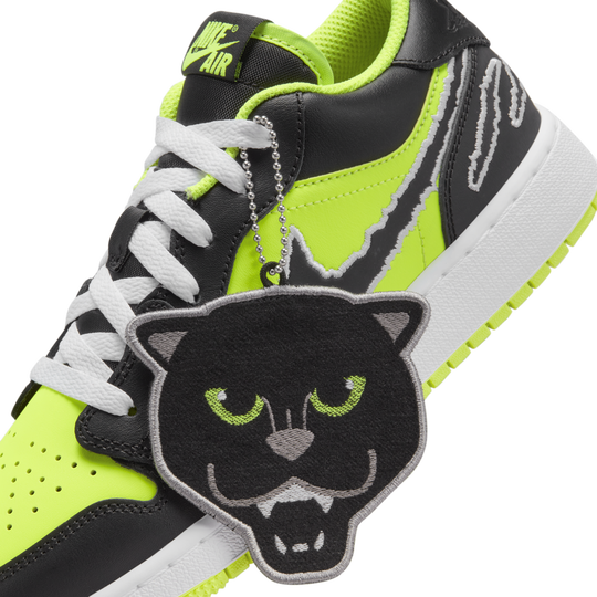 Shop Air Jordan 1 Low SE Older Kids Shoes Nike KSA