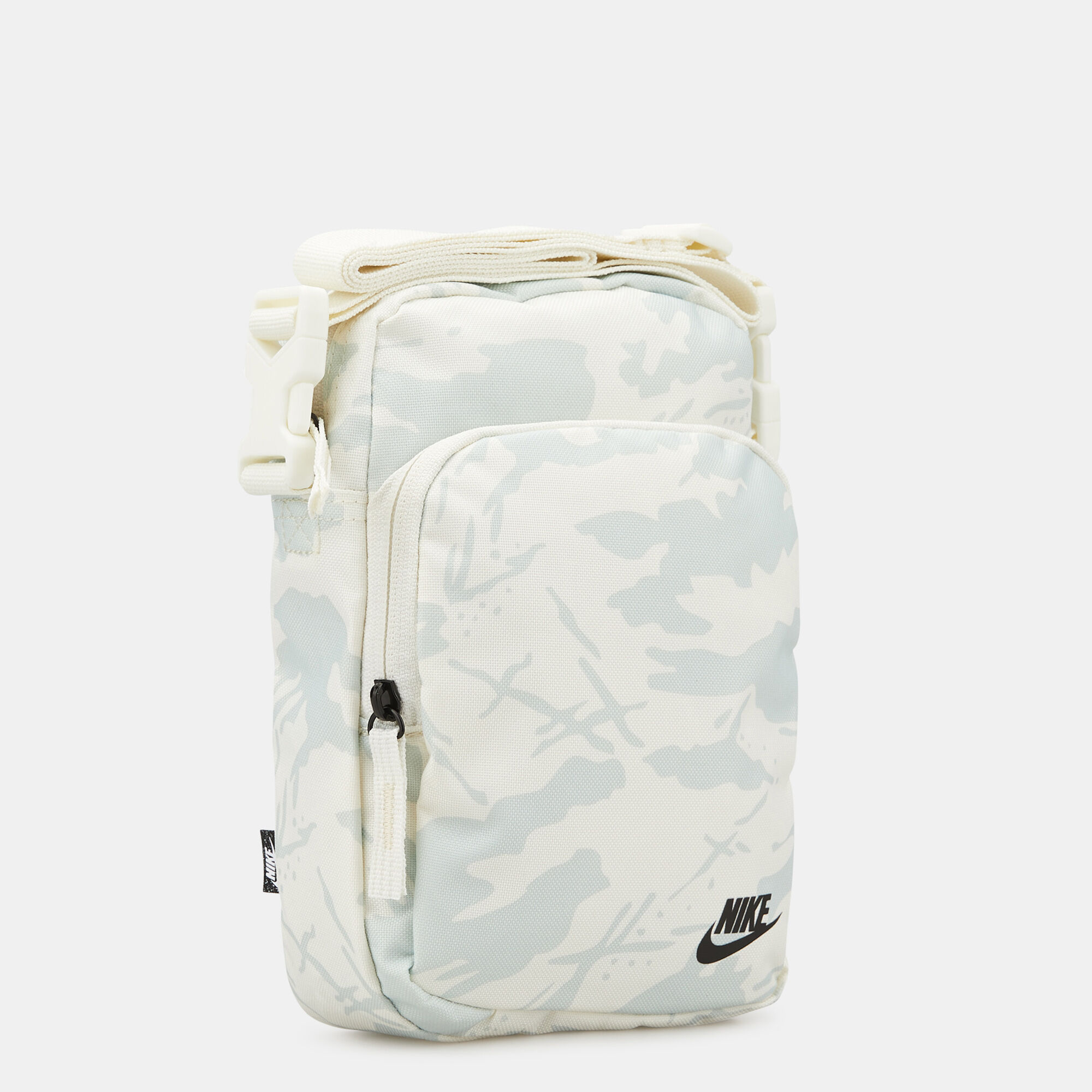 Nike camo man bag hotsell