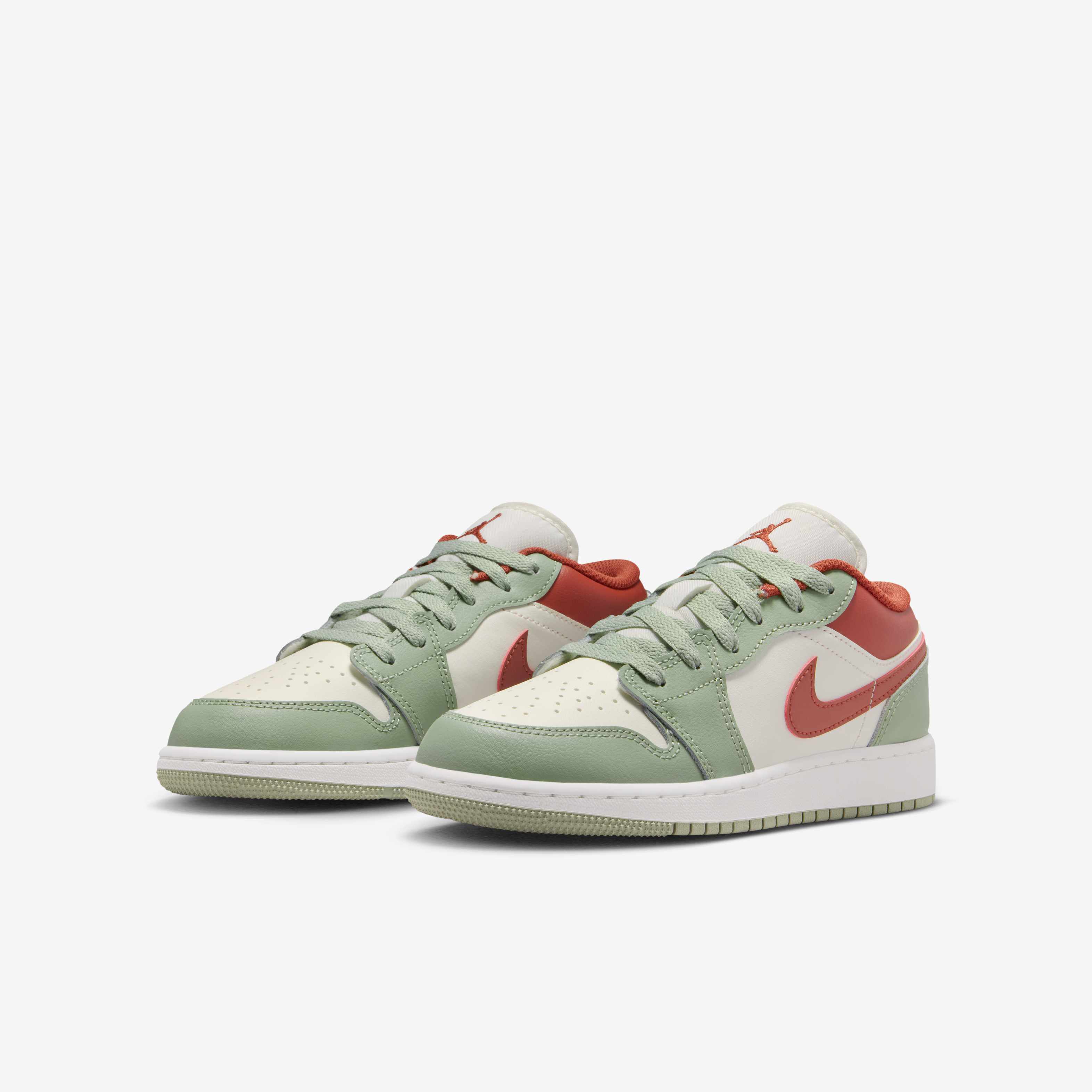 Air Jordan 1 Low image number 4
