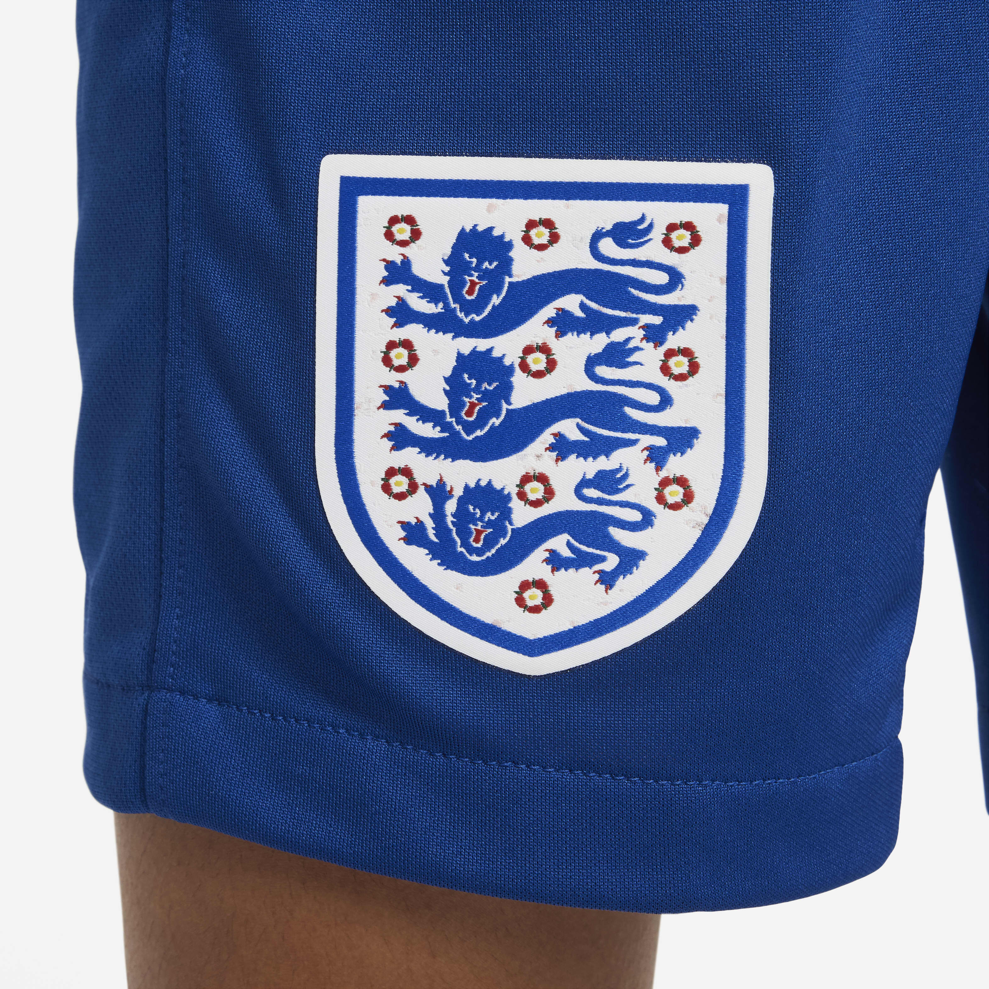 انجلترا 2022/23 ستيديوم الأساسي image number 6