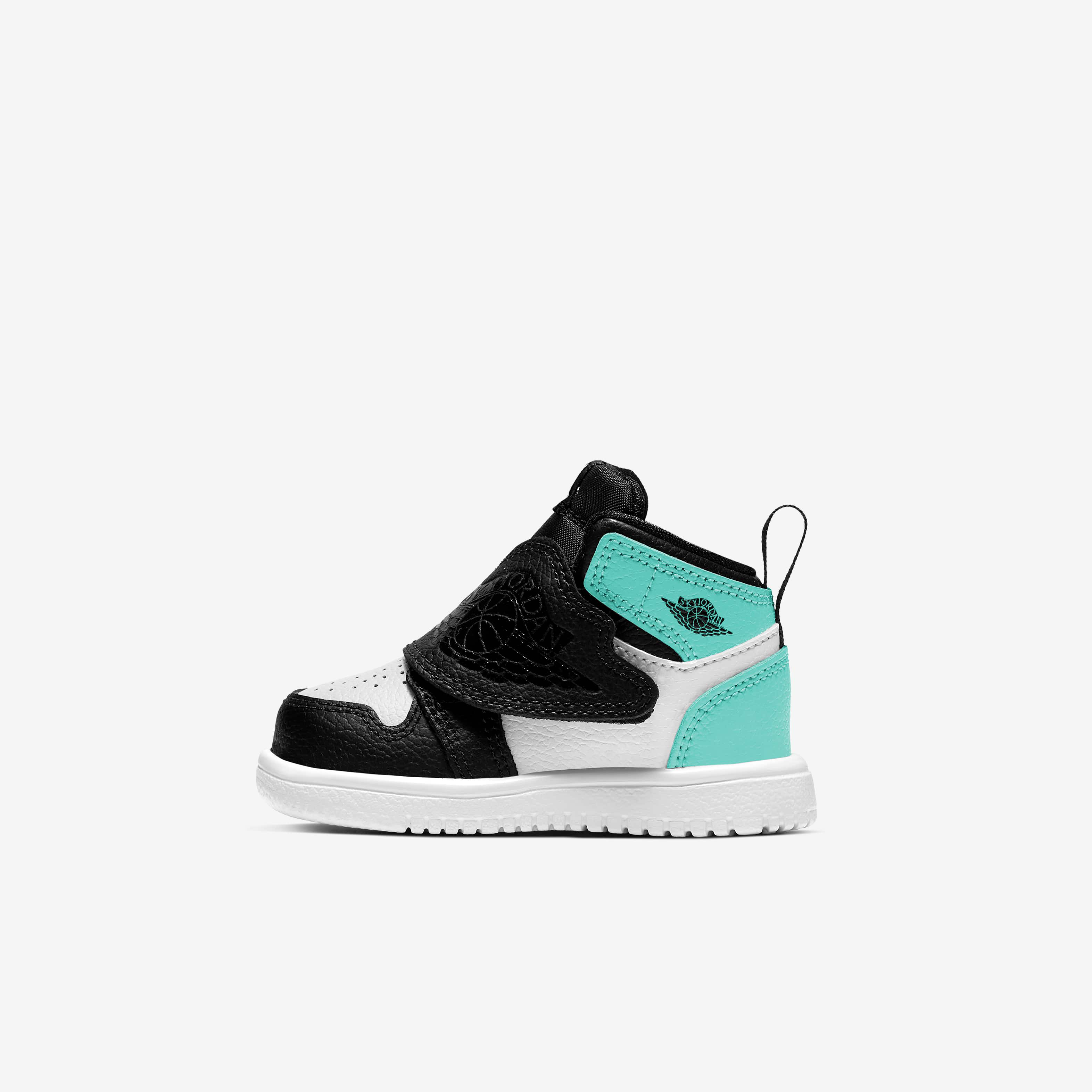 Sky Jordan 1 image number 0