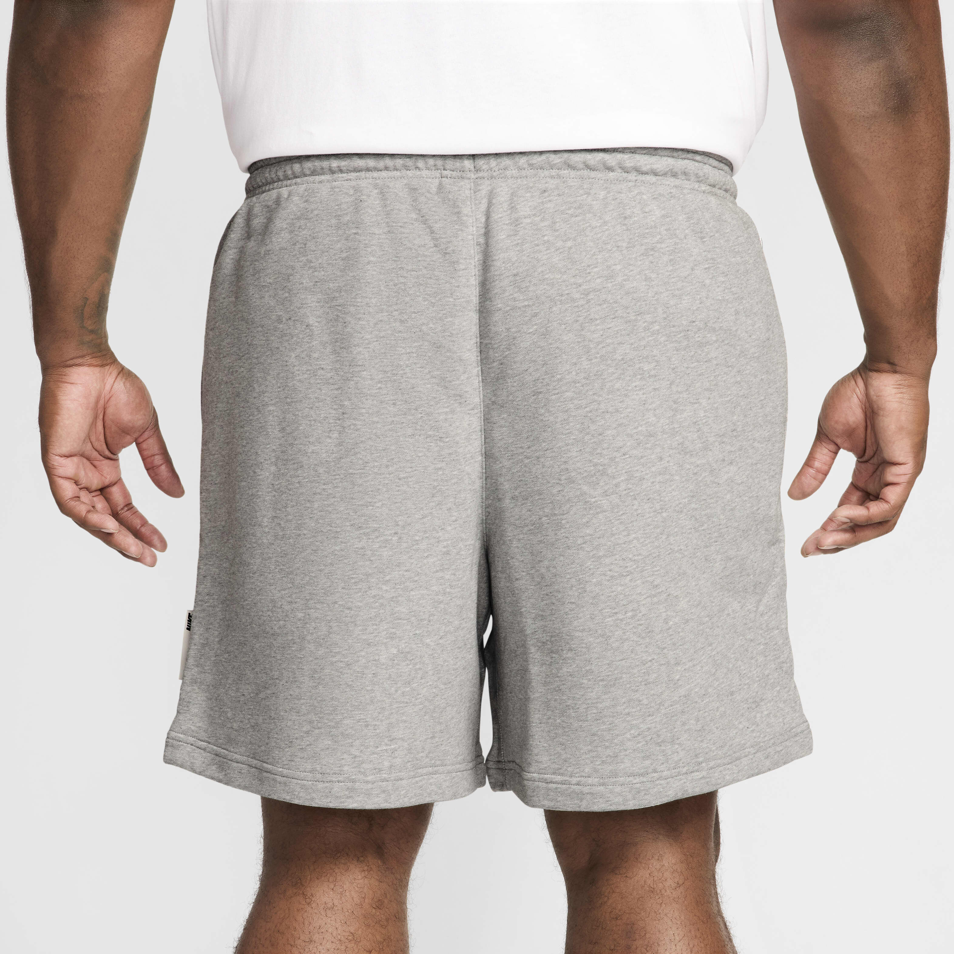 Nike Standard Issue image number 10