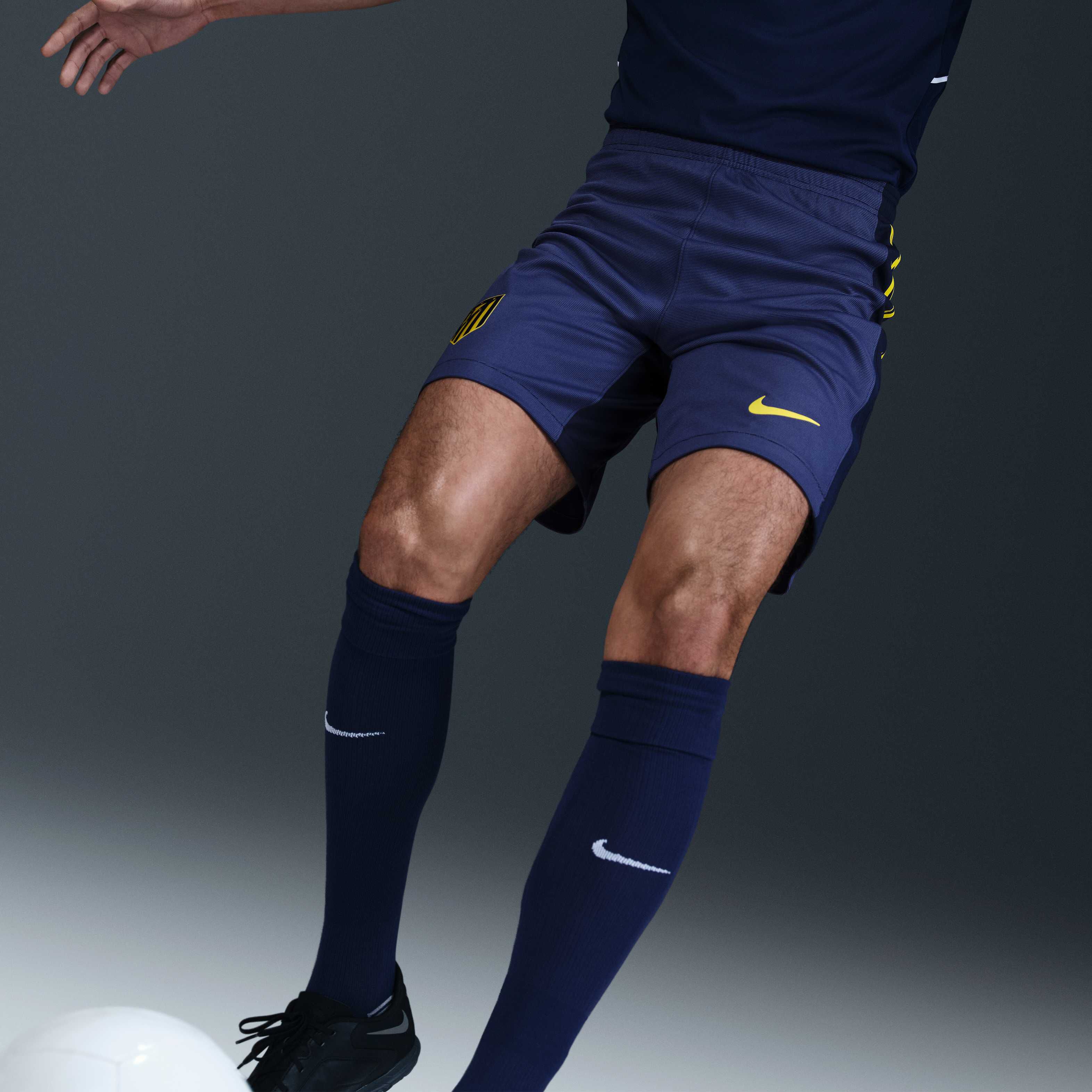 Atl&eacute;tico Madrid 2025/26 Stadium Away image number 4