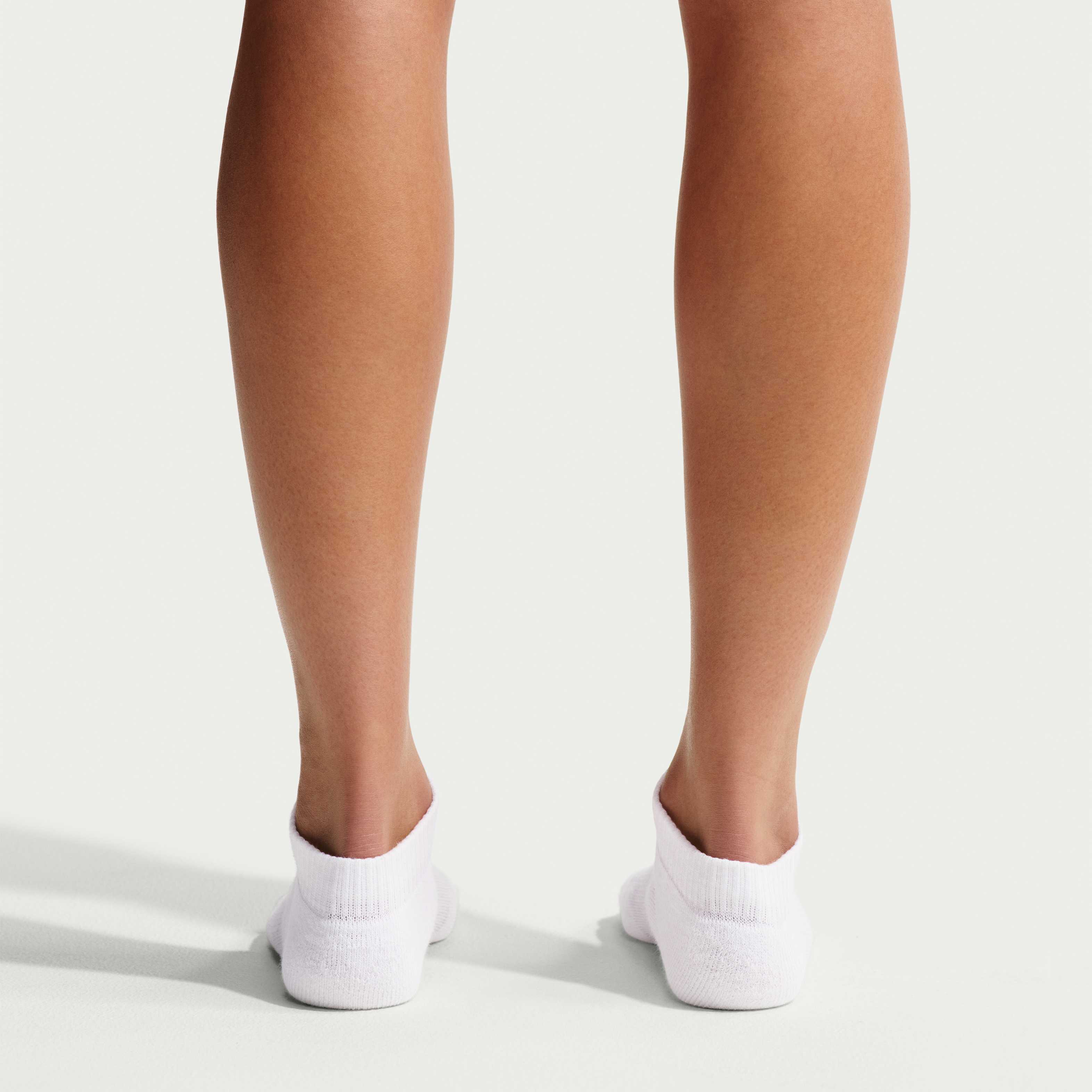 NikeSKIMS image number 4