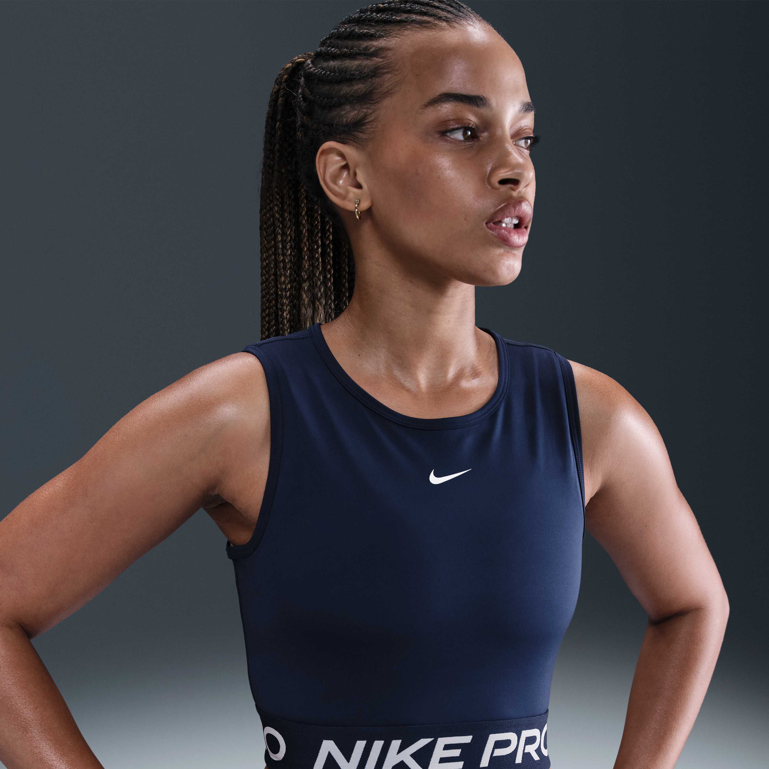 Nike Pro image number 0