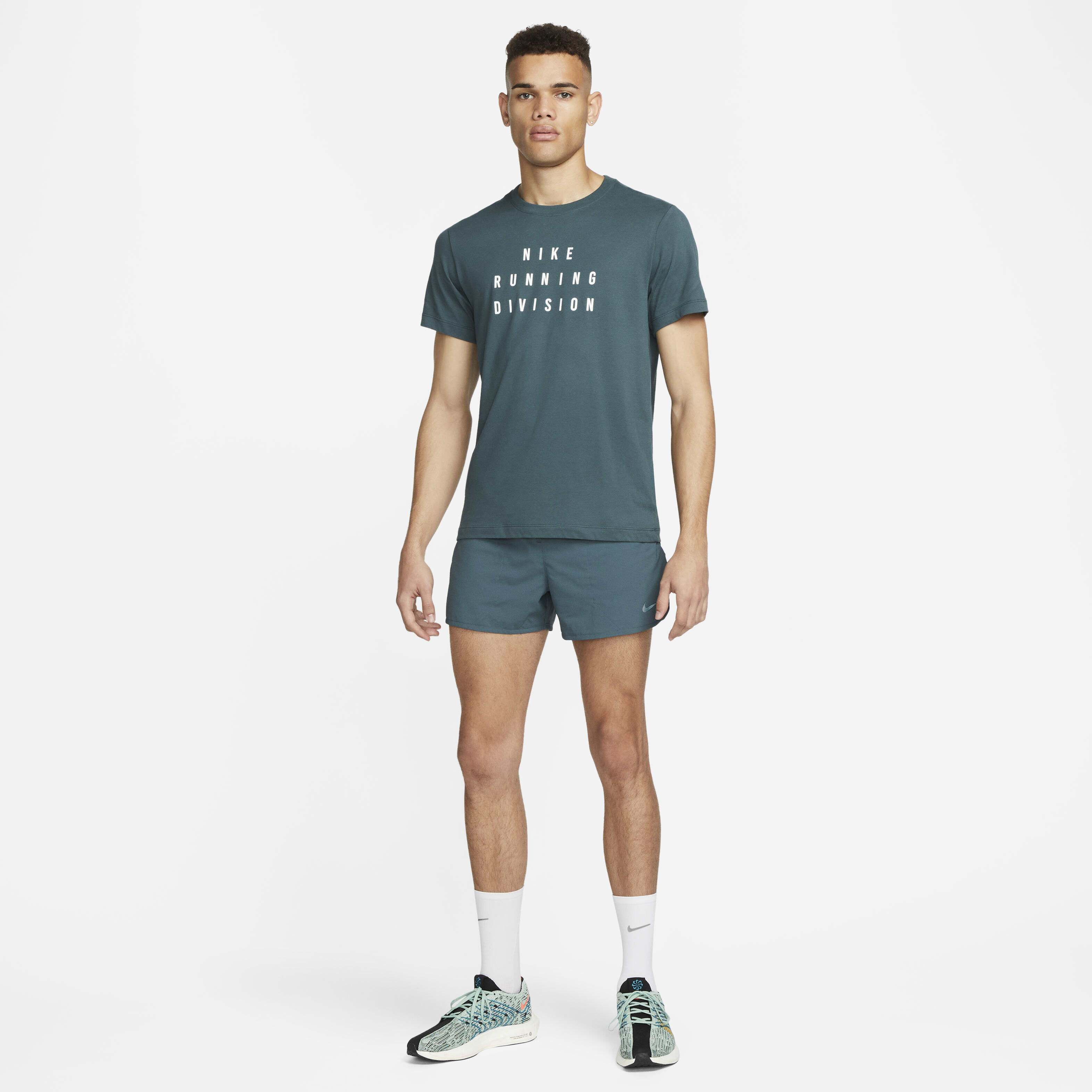 نايكي دراي-فت ADV رن ديفيجن image number 9