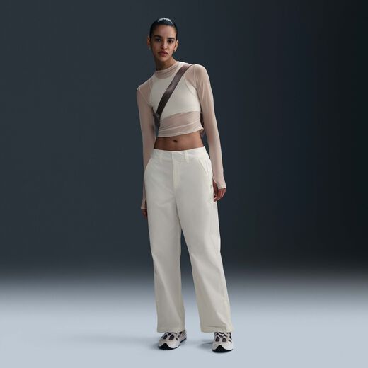 نايكي سبورتسوير كوليكشن