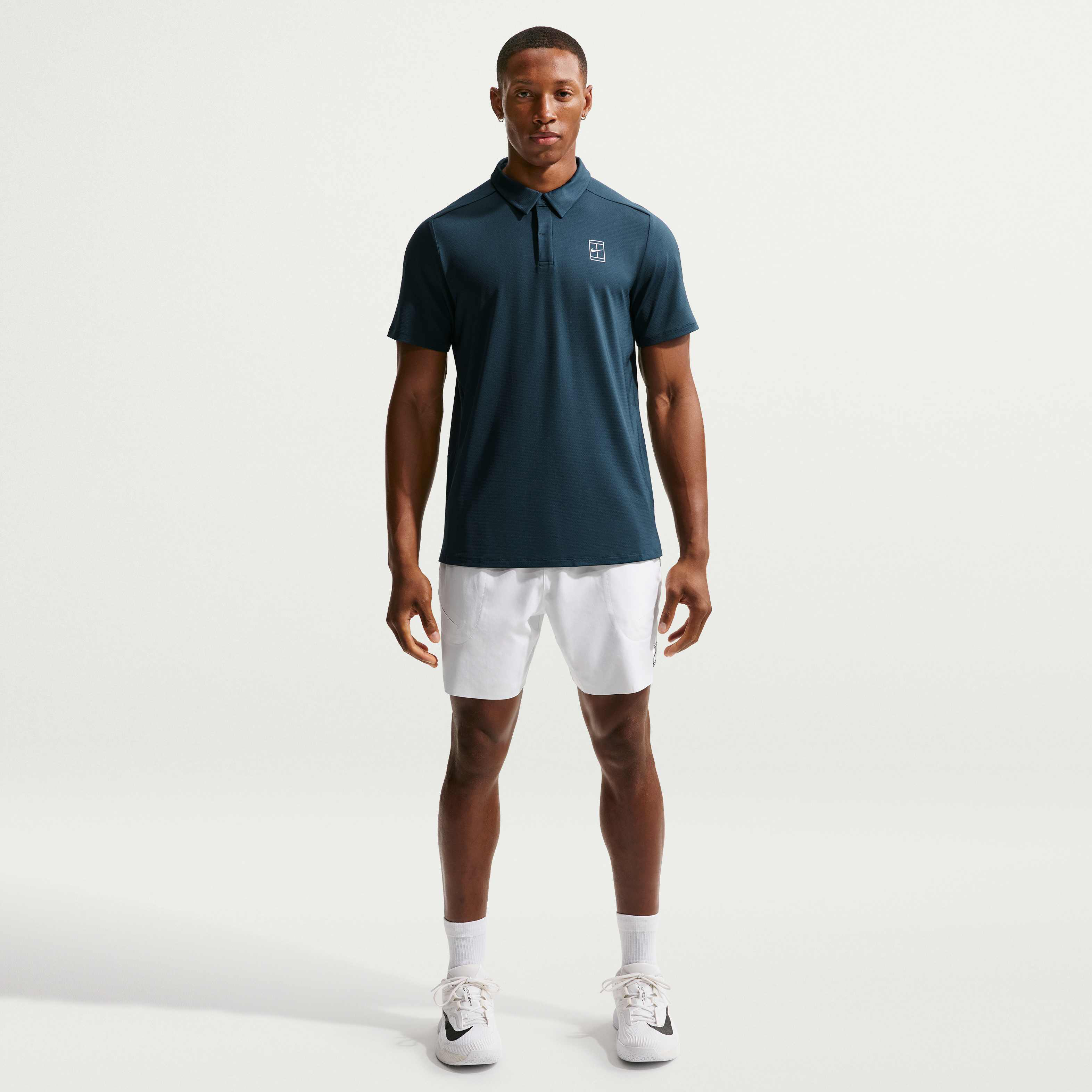 NikeCourt Advantage image number 3