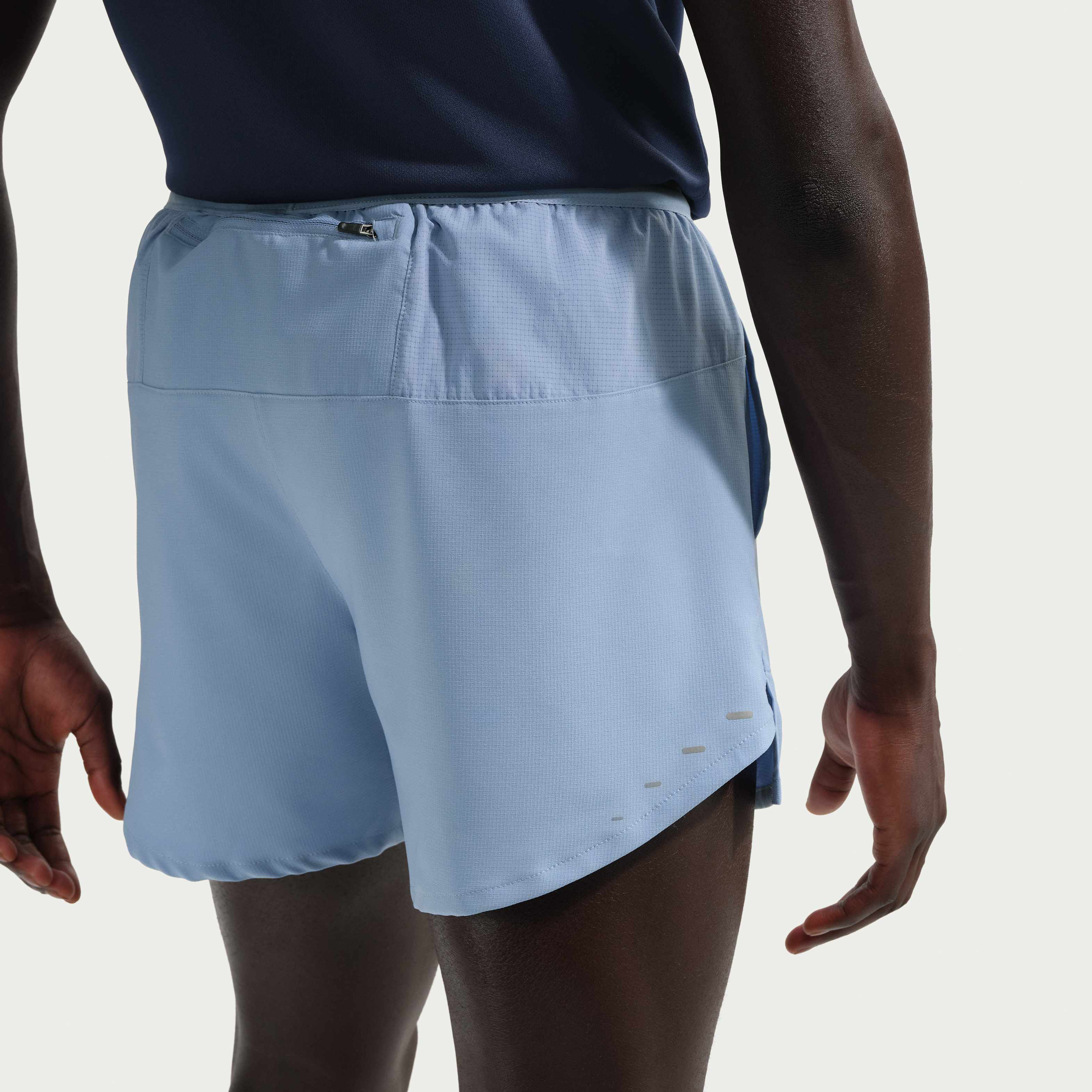 Nike Stride image number 2