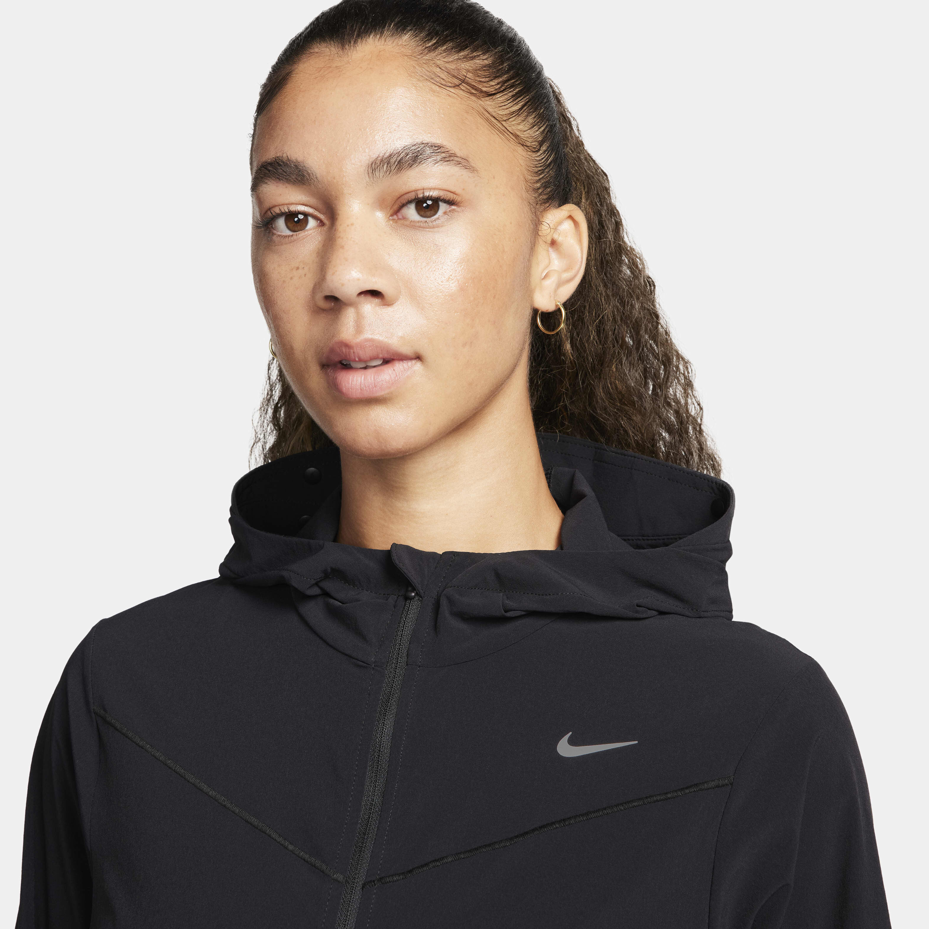 Buy Nike Swift UV Women s Running Jacket Black Nike Saudi Official
