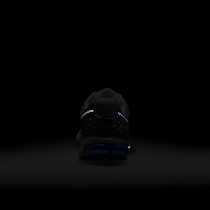 نايكي زووم فوميرو 5 image number 9 نايكي زووم فوميرو 5 image number 9