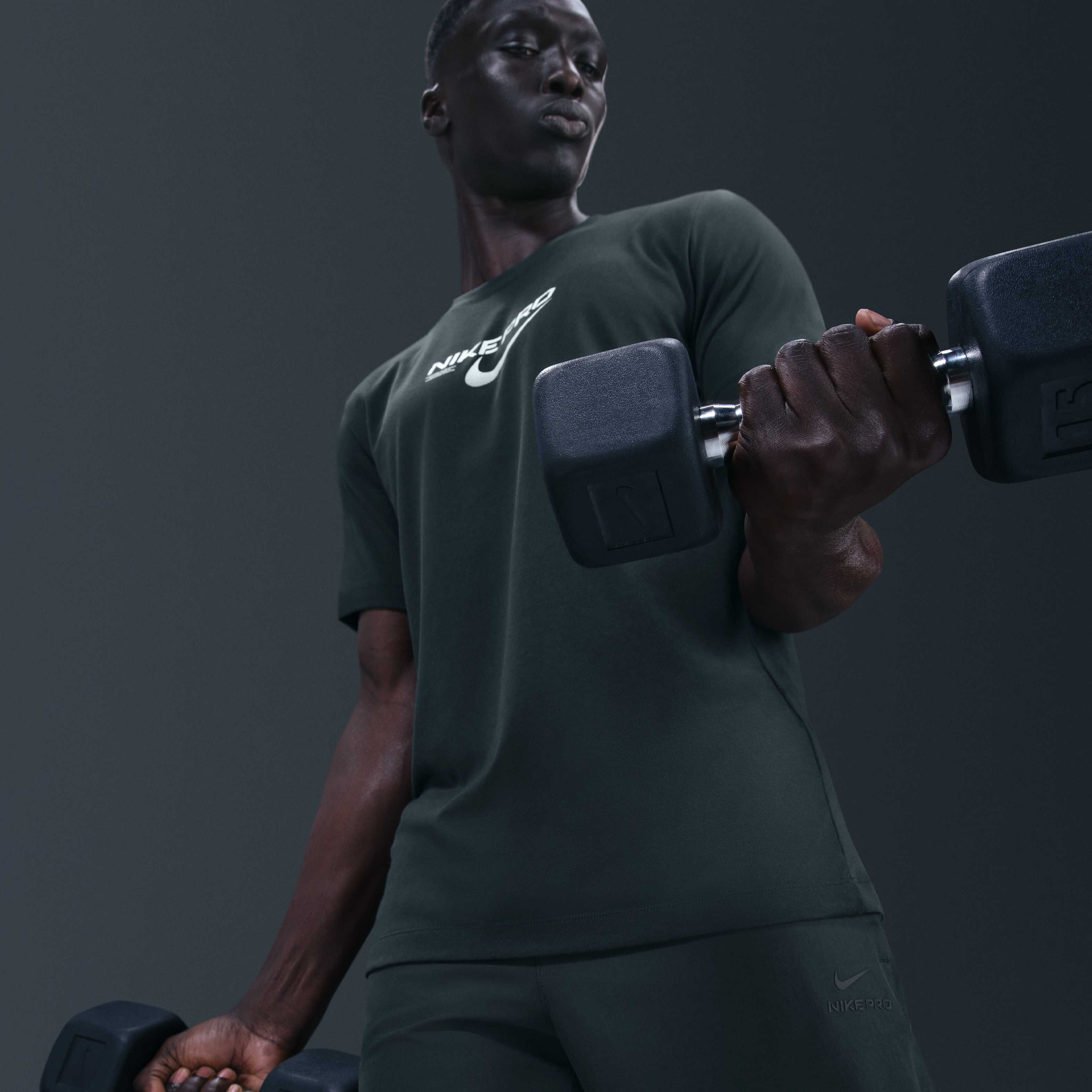 نايكي برو للتمرين image number 4