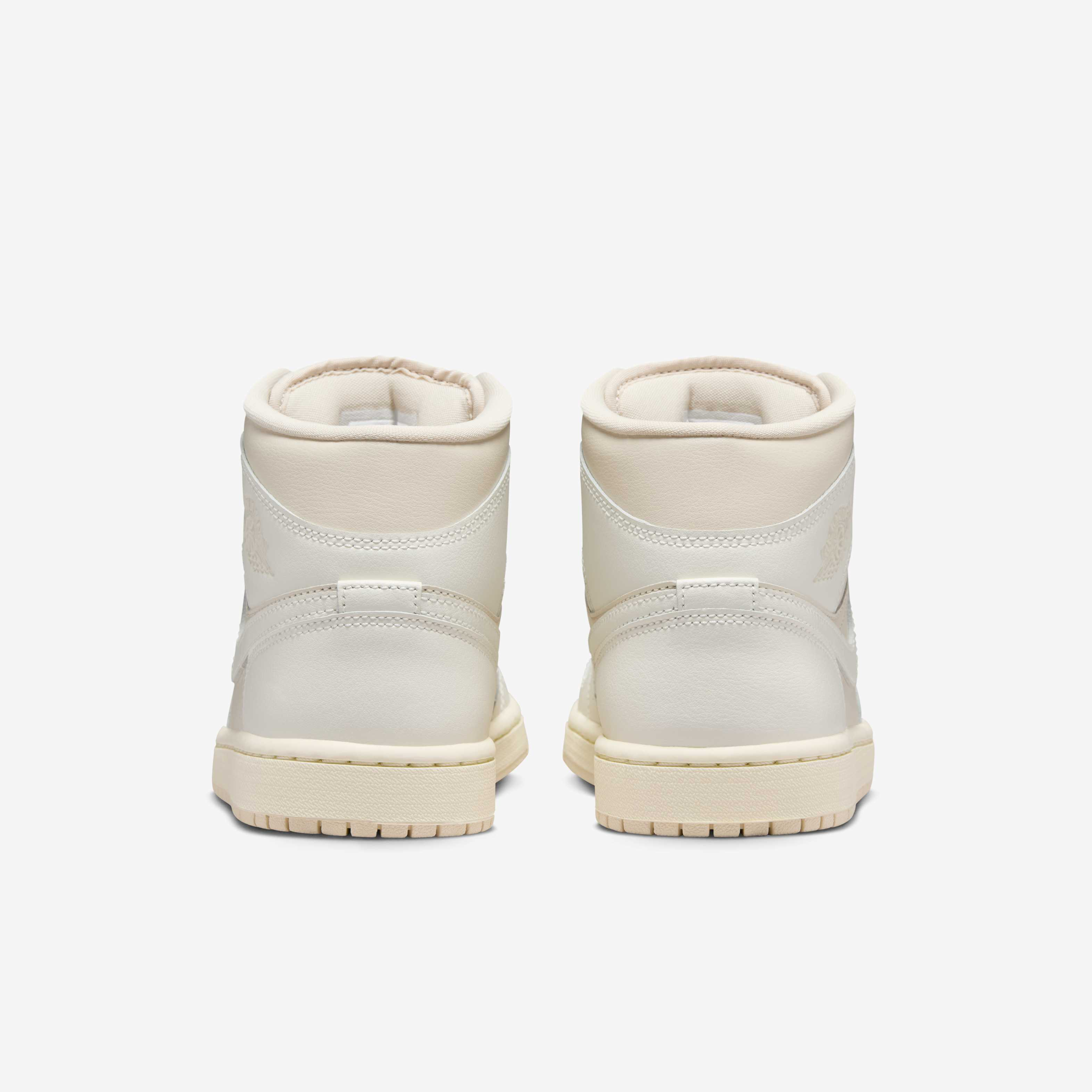 اير جوردن 1 ميد image number 5