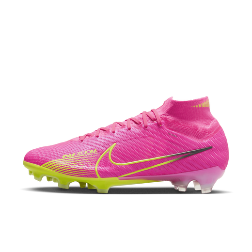 Men's Football Shoes in KSA. Nike SA