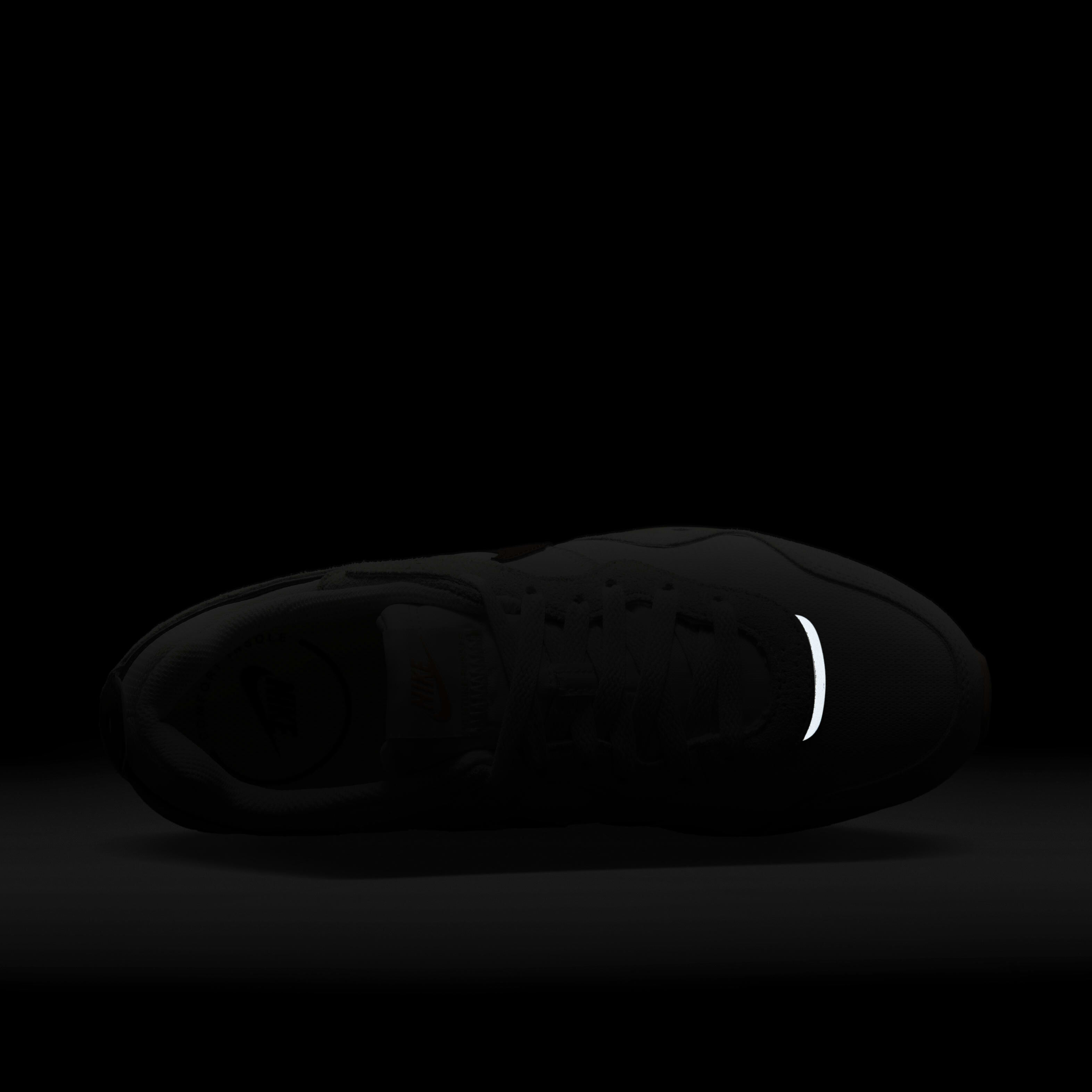 Nike Venture Runner image number 8