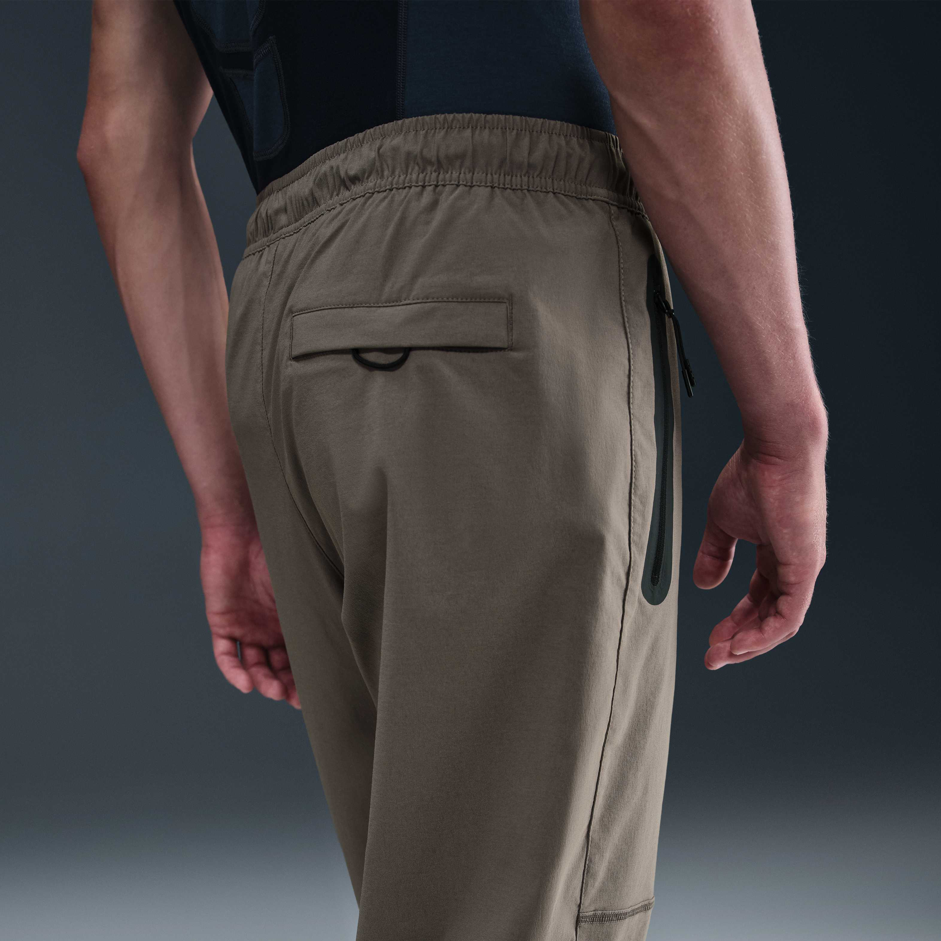 نايكي تك image number 2