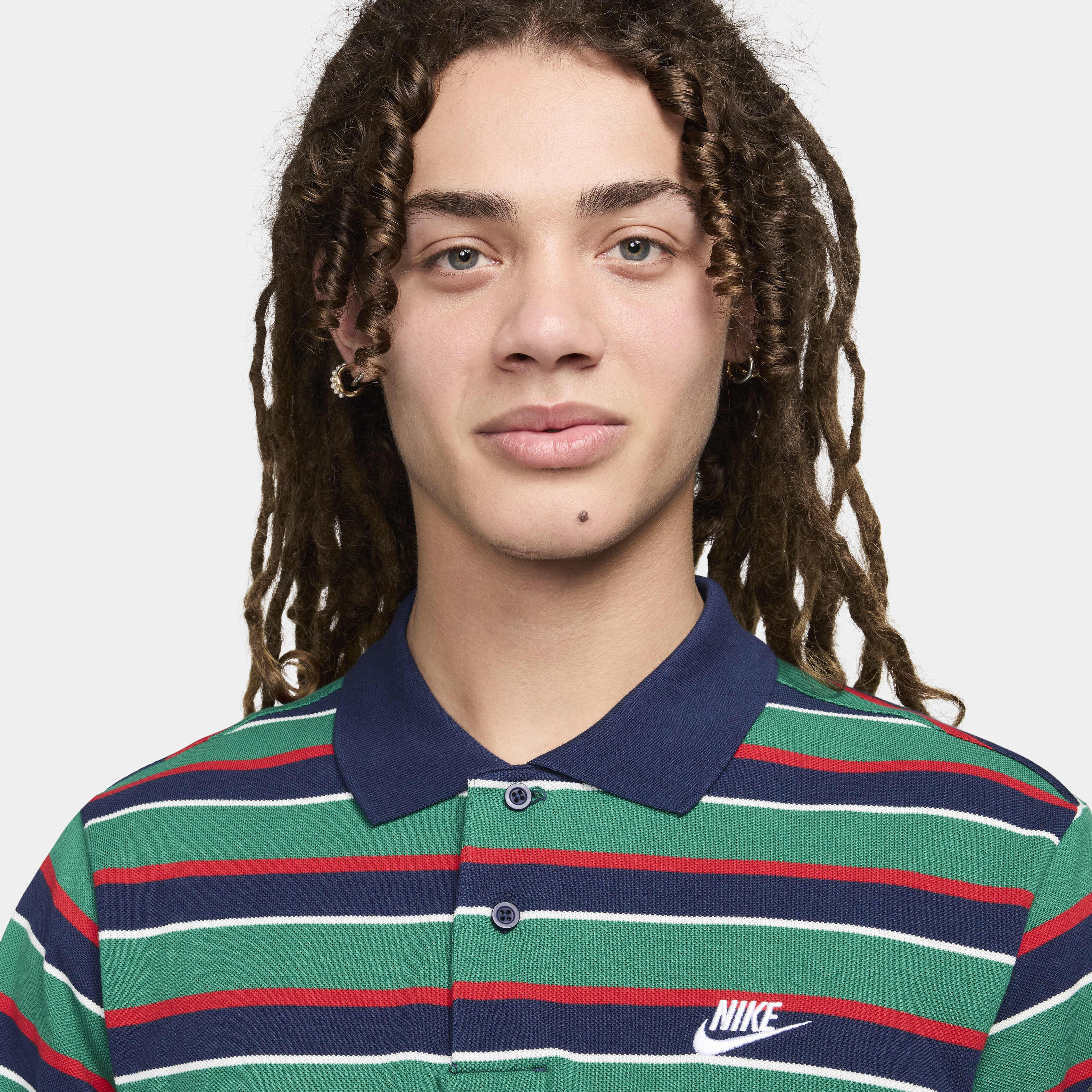 نايكي كلوب image number 2