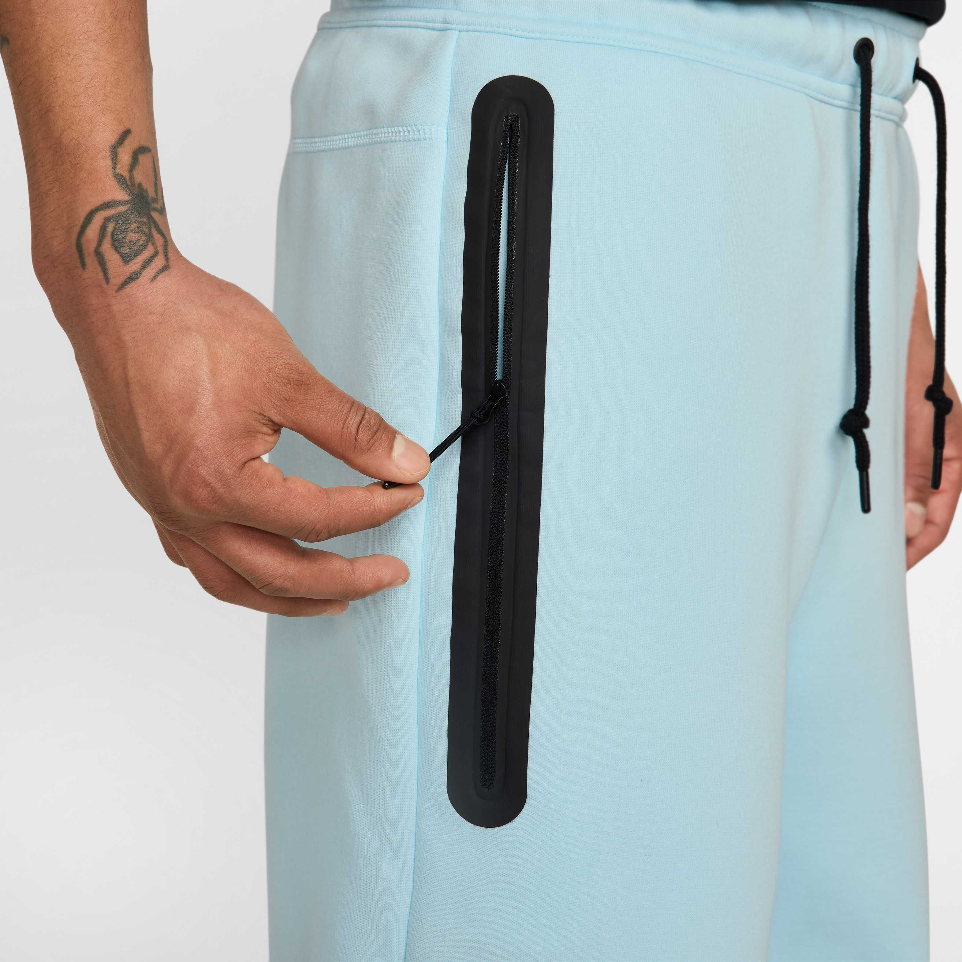 Nike Sportswear Tech Fleece image number 5