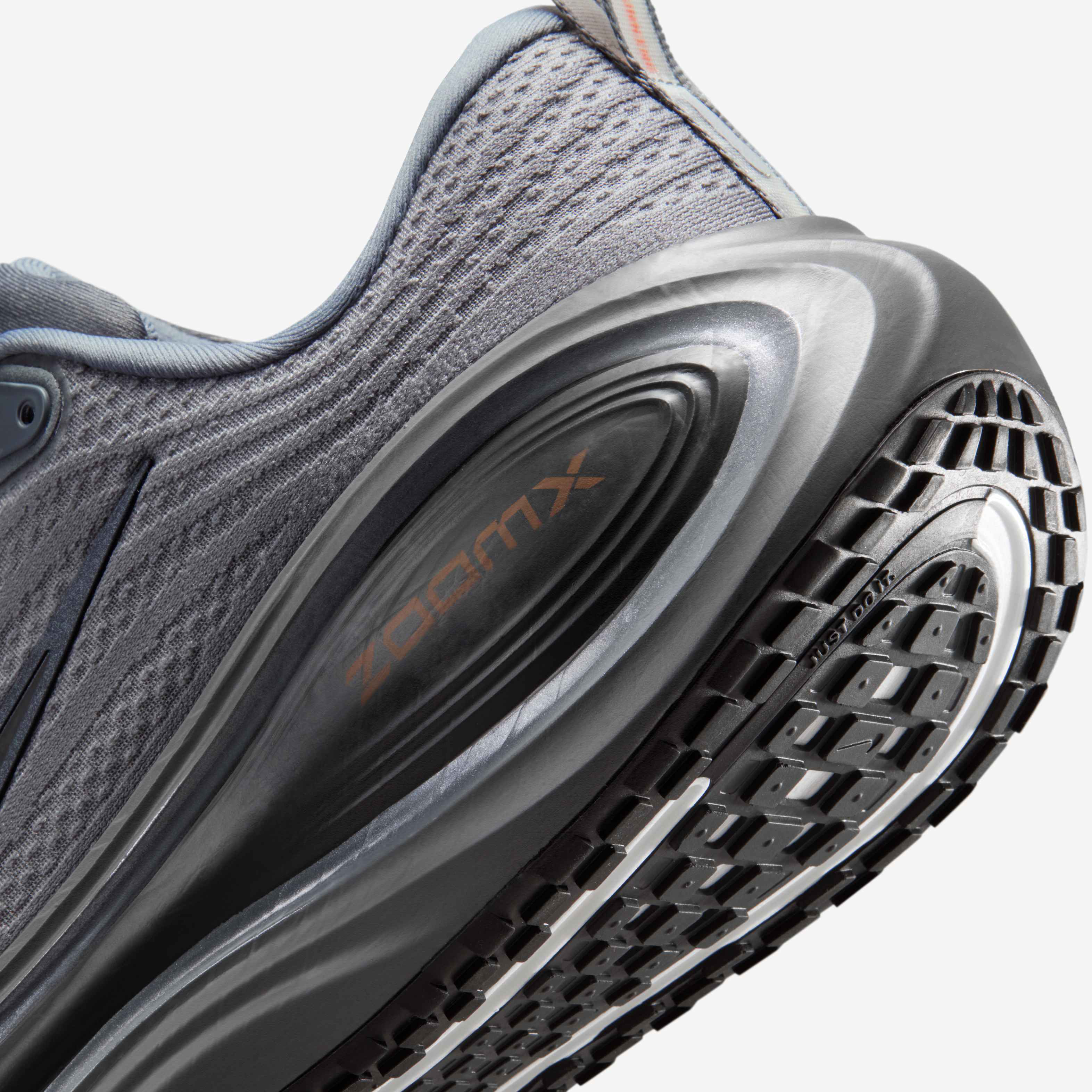 نايكي فوميرو بلس image number 7