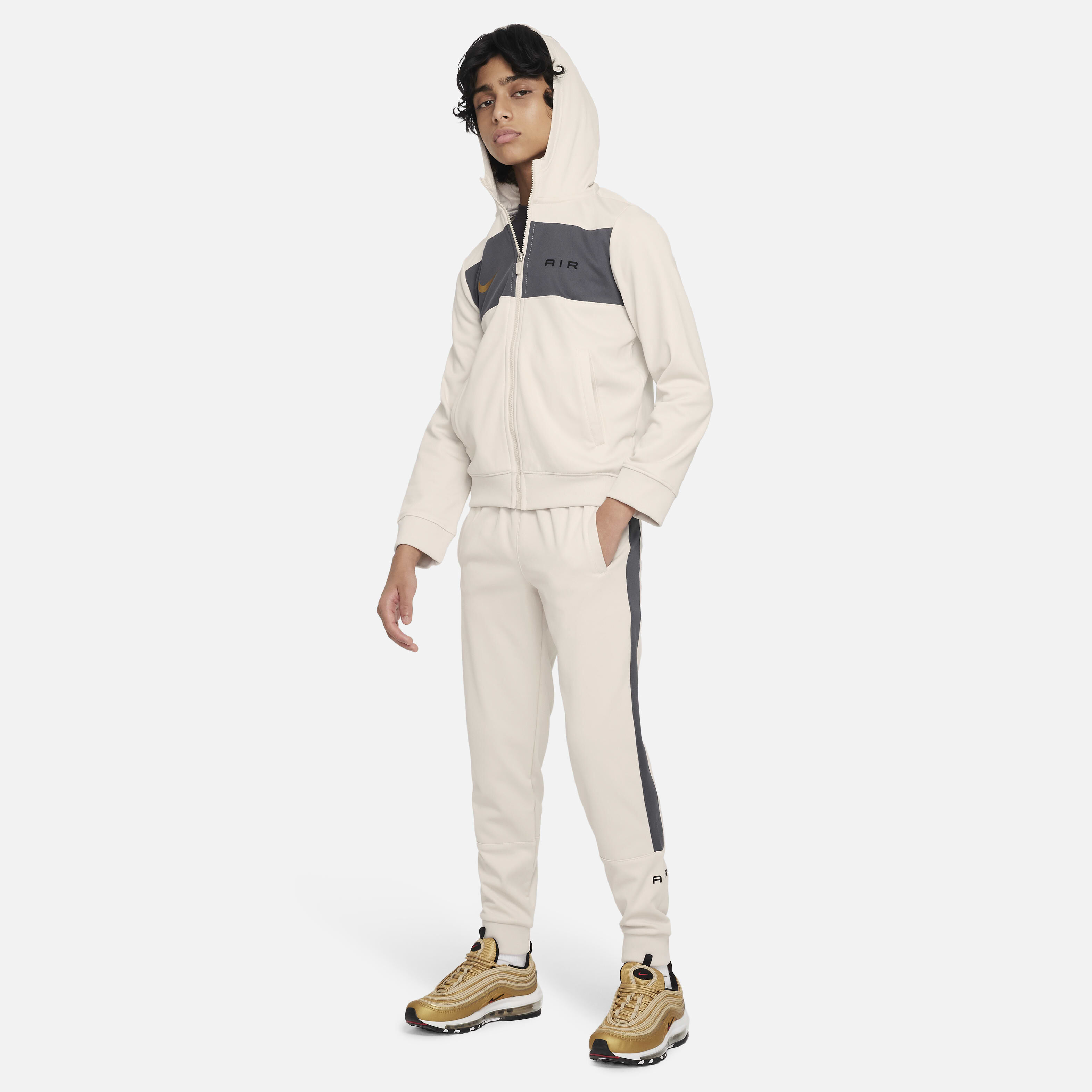 اير image number 7