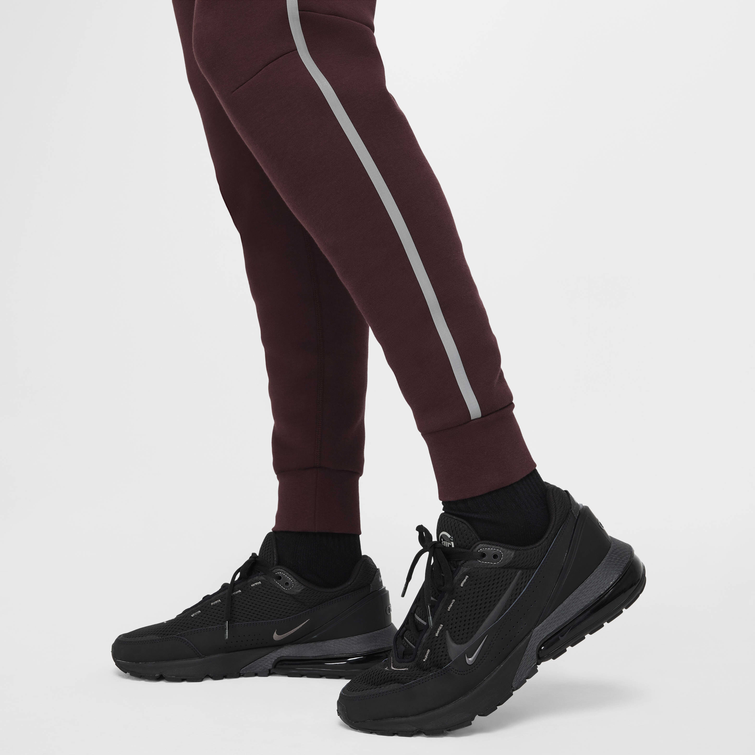 Buy Nike Tech Men s Fleece Joggers Nike Saudi Official