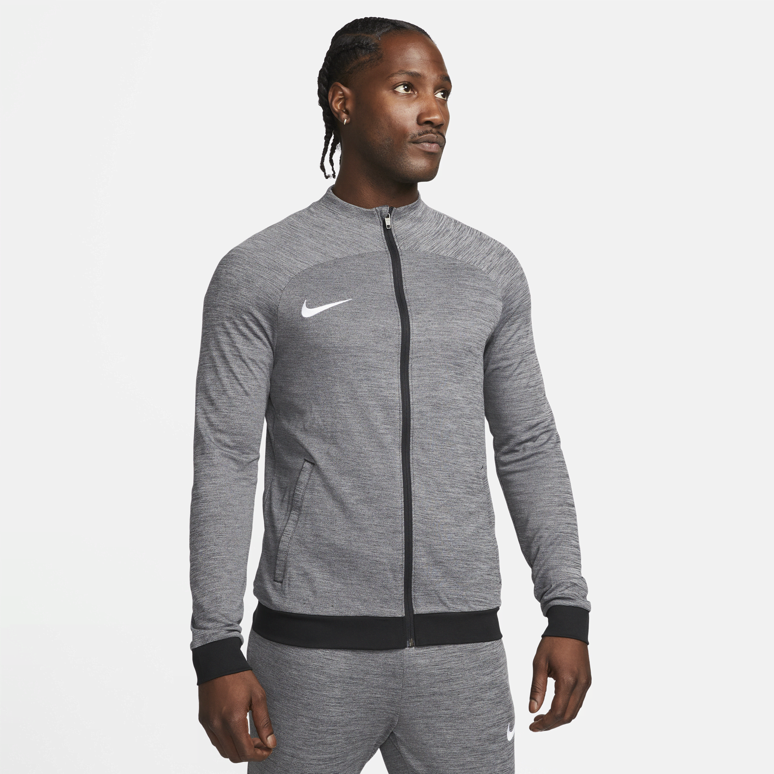 Nike academy hotsell grey tracksuit