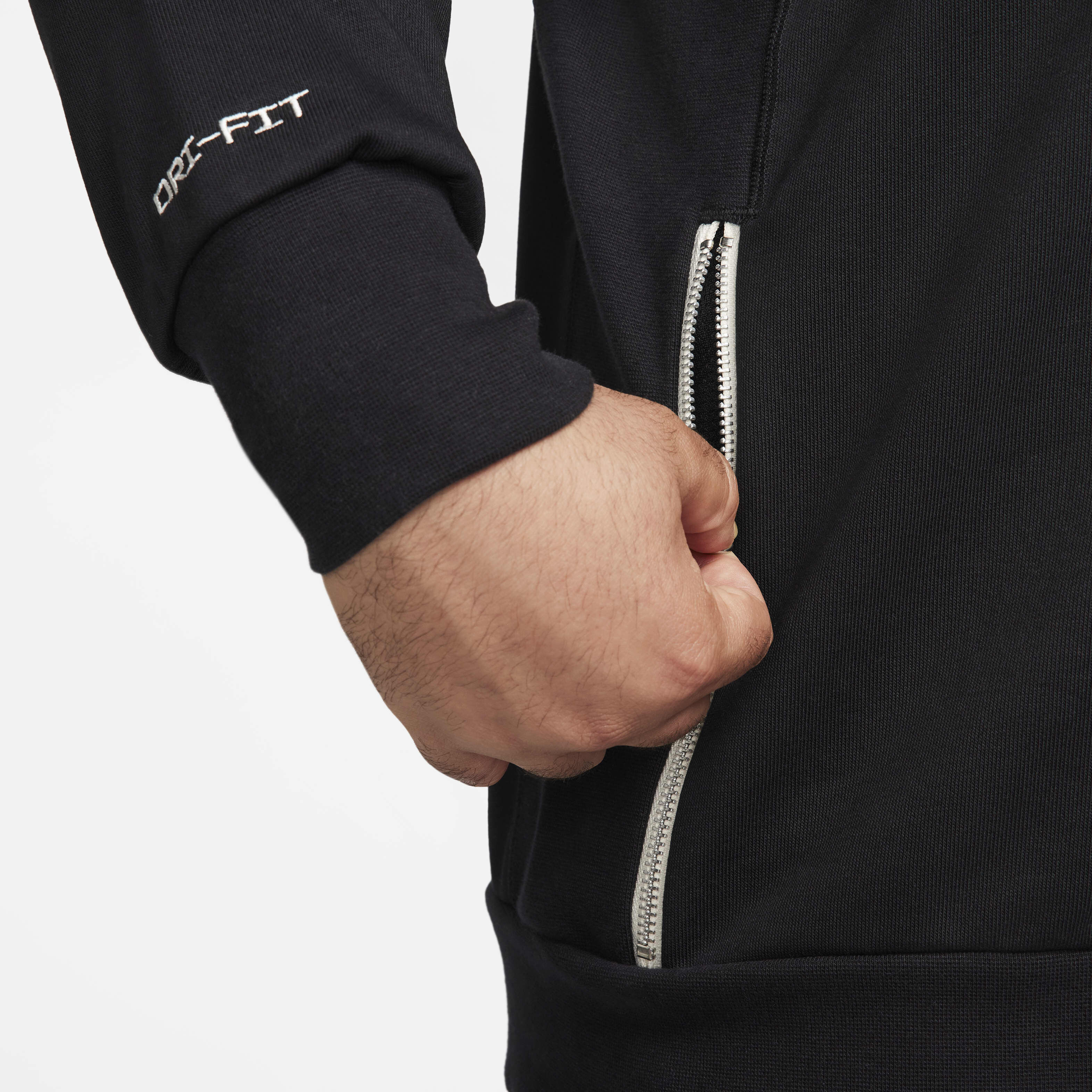 Giannis Standard Issue image number 11