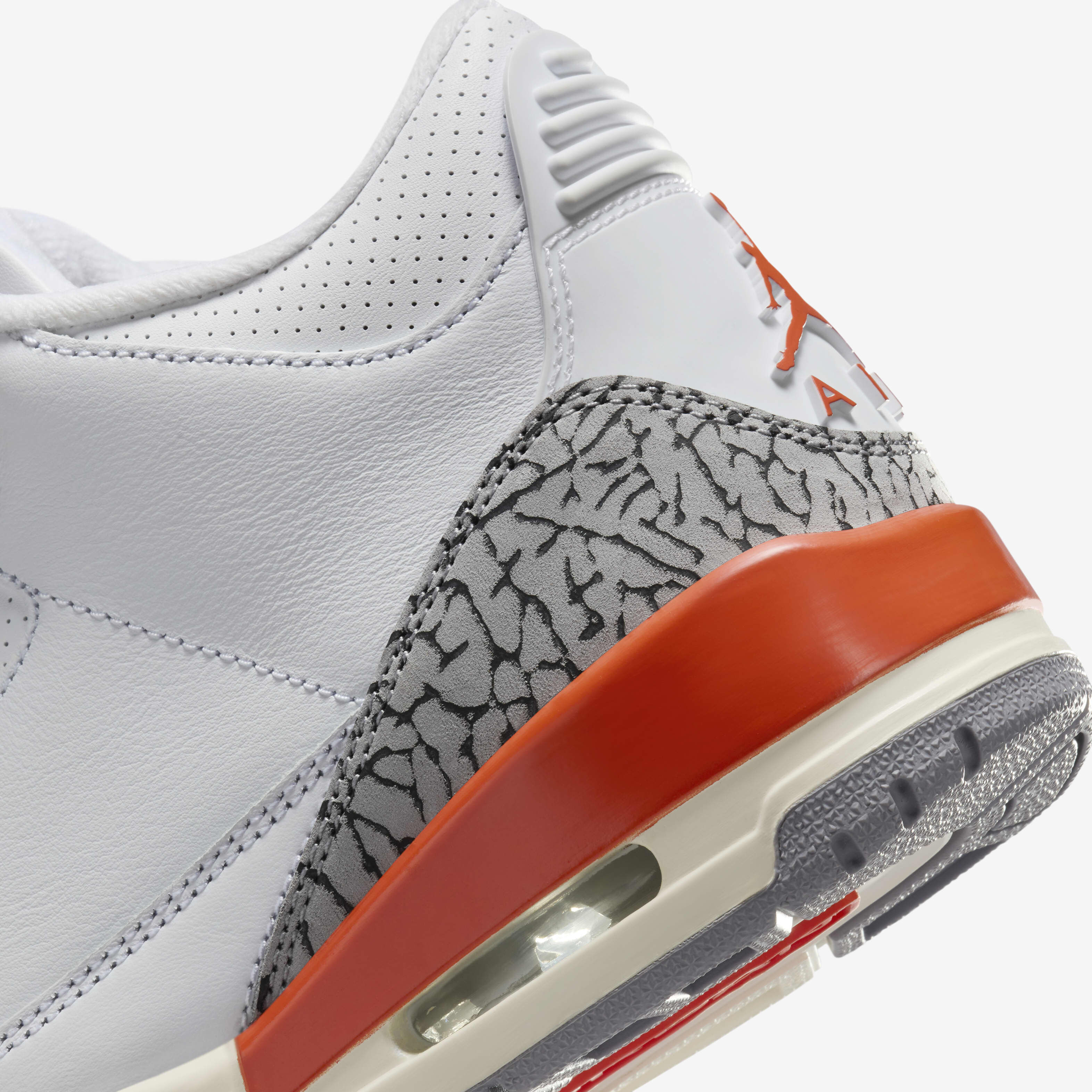Buy Air Jordan 3 Retro Women s Shoes Nike Saudi Official